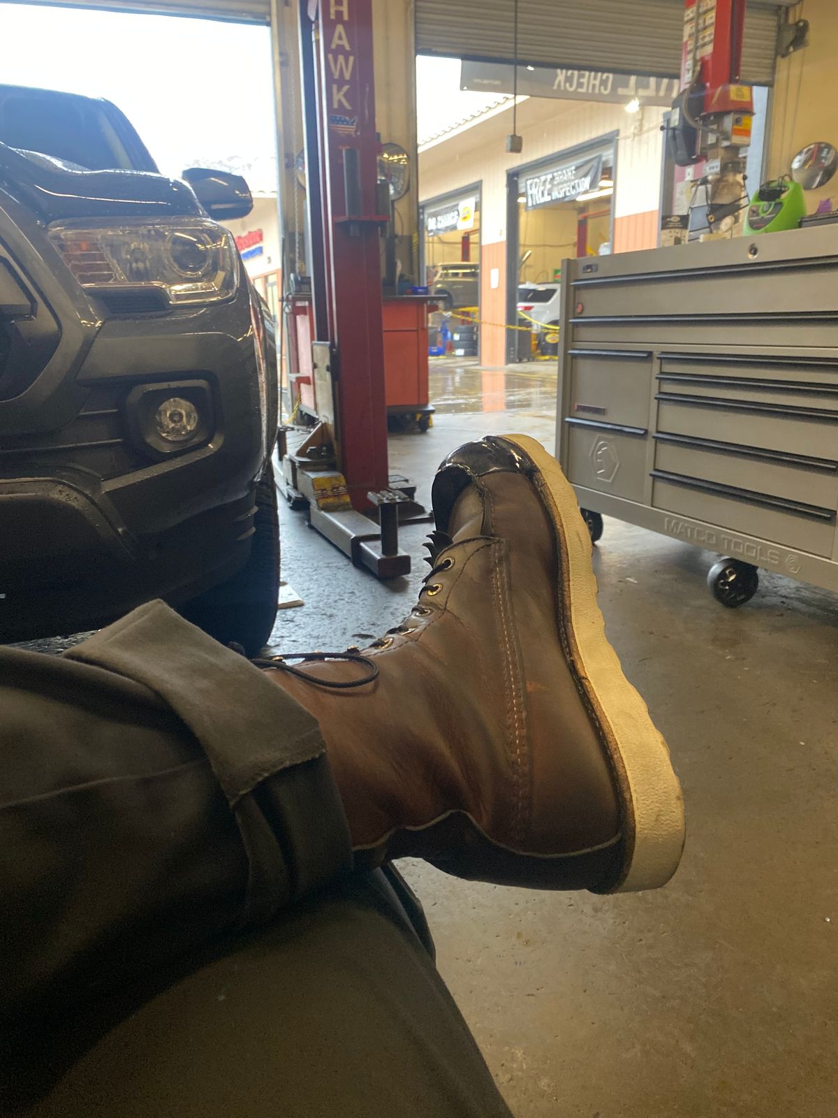 Photo by Navajo732224 on December 21, 2024 of the Red Wing 10877 in S.B. Foot Oro-Iginal.