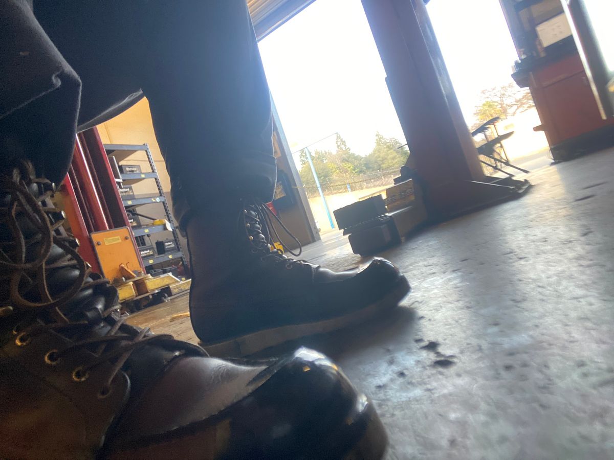 Photo by Navajo732224 on January 1, 2025 of the Red Wing 10877 in S.B. Foot Oro-Iginal.