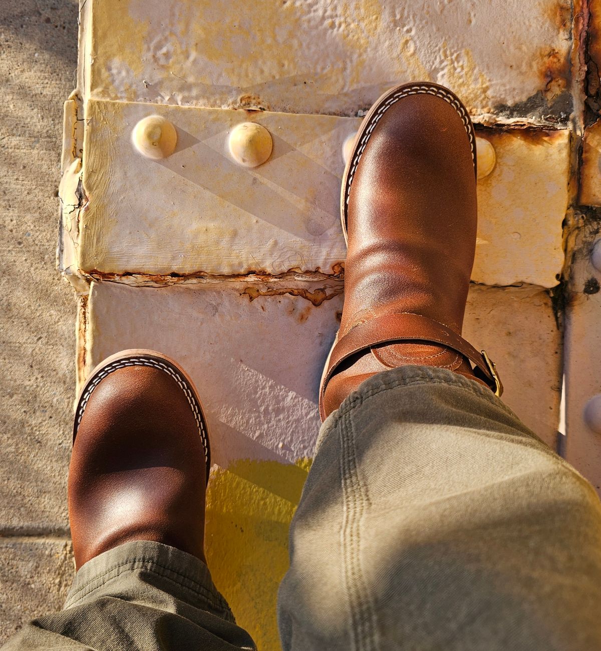 Photo by pbrDoug on October 1, 2025 of the Nicks StationMaster in Horween Ember Waxed Flesh.