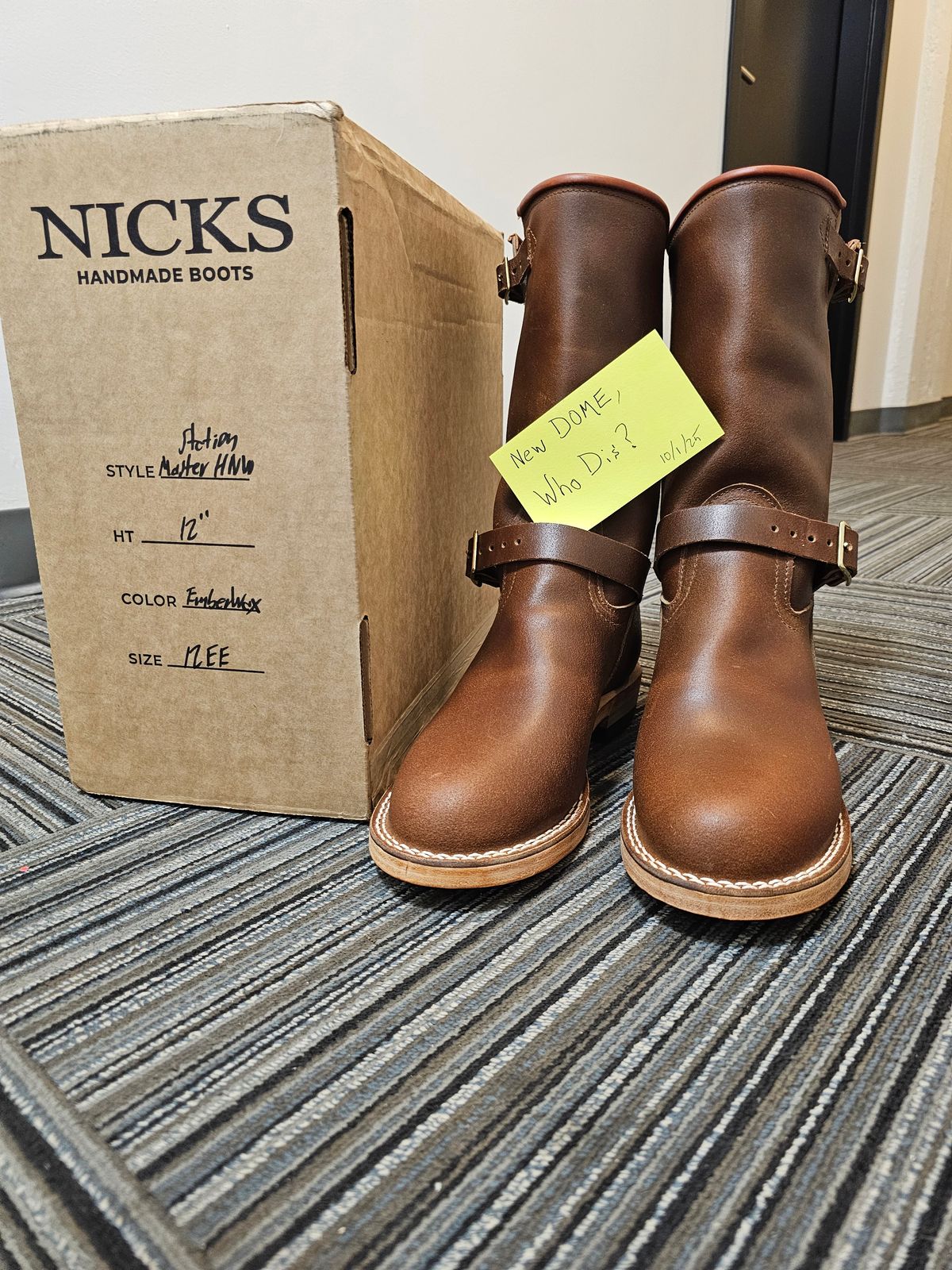 Photo by pbrDoug on October 1, 2025 of the Nicks StationMaster in Horween Ember Waxed Flesh.