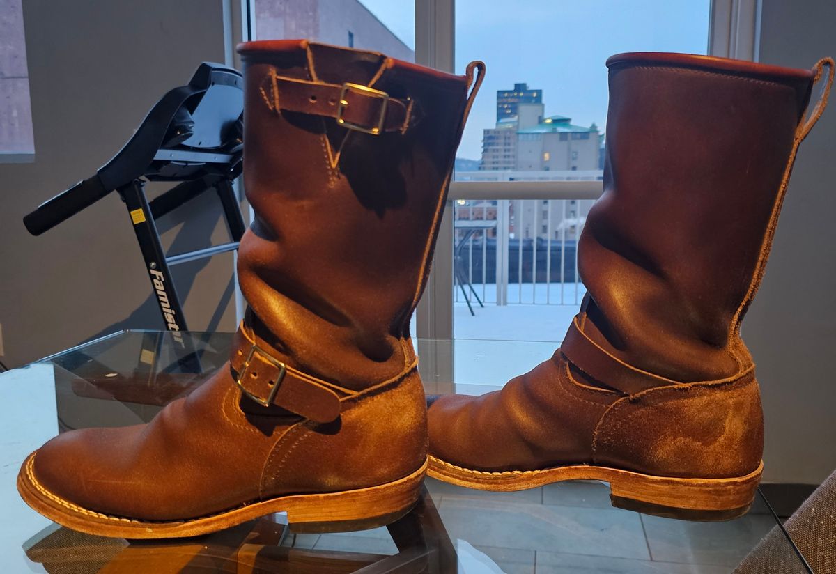 Photo by pbrDoug on February 5, 2026 of the Nicks StationMaster in Horween Ember Waxed Flesh.