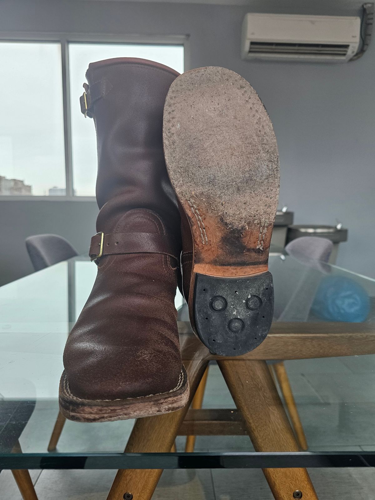 Photo by pbrDoug on March 2, 2026 of the Nicks StationMaster in Horween Ember Waxed Flesh.