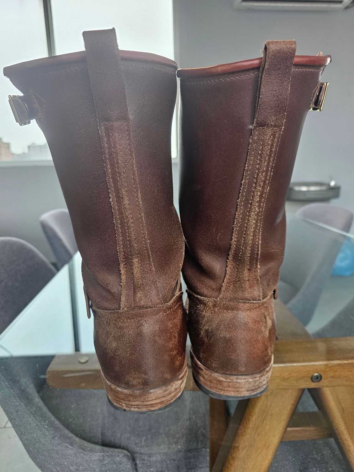 Photo by pbrDoug on March 2, 2026 of the Nicks StationMaster in Horween Ember Waxed Flesh.