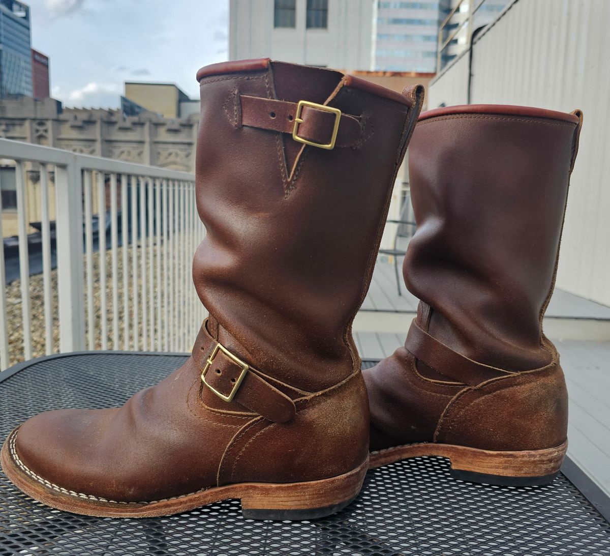 Photo by pbrDoug on April 2, 2026 of the Nicks StationMaster in Horween Ember Waxed Flesh.