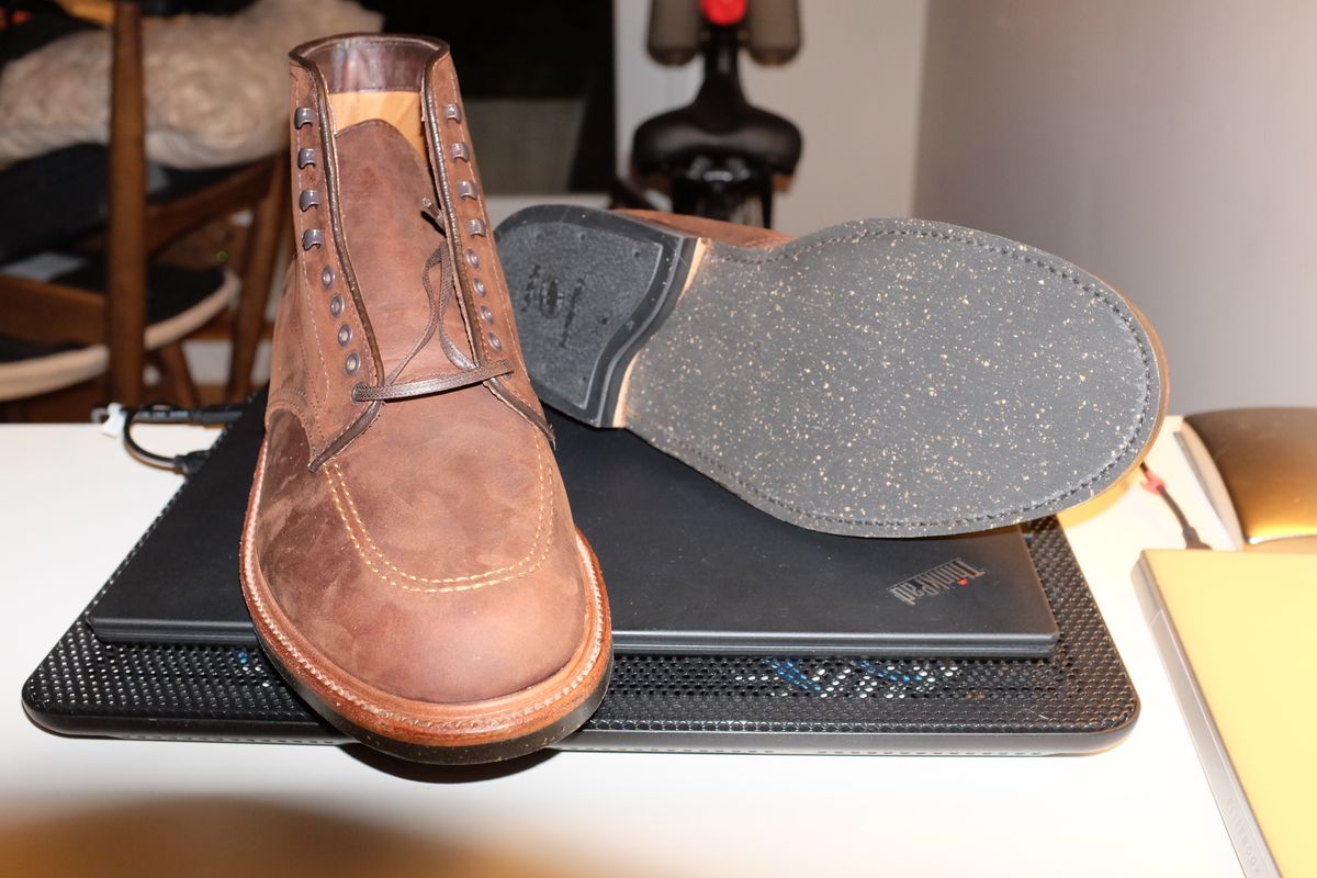 Photo by shoe_enjoy_myself on July 27, 2025 of the Alden Indy Boot in Horween Tobacco Smooth Chamois.