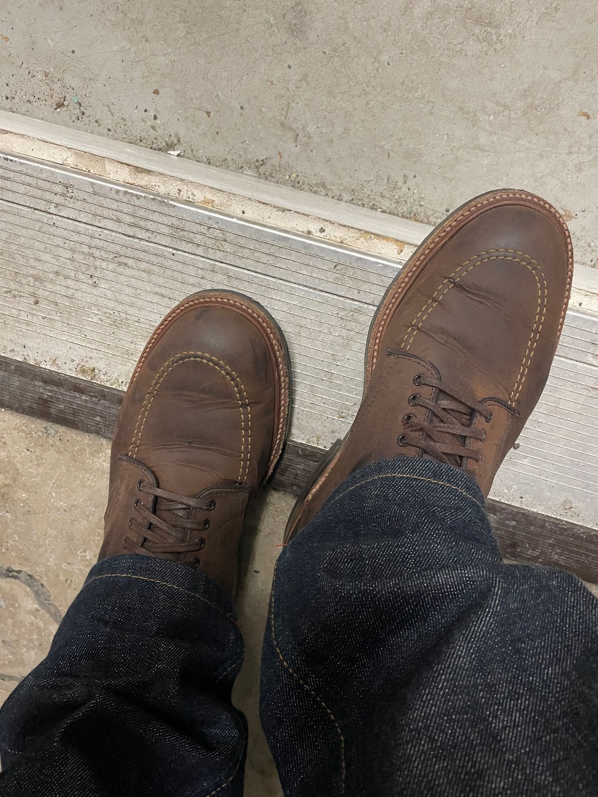 Photo by shoe_enjoy_myself on February 17, 2026 of the Alden Indy Boot in Horween Tobacco Smooth Chamois.
