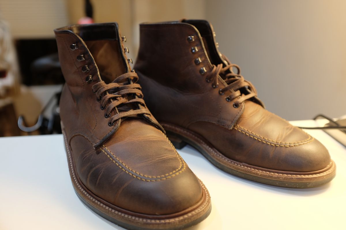 Photo by shoe_enjoy_myself on May 10, 2026 of the Alden Indy Boot in Horween Tobacco Smooth Chamois.