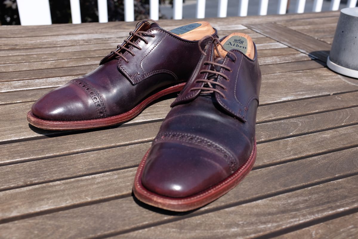 Photo by shoe_enjoy_myself on August 12, 2025 of the Alden Director Unlined Perforated Tip Derby in Horween Color 8 Shell Cordovan.