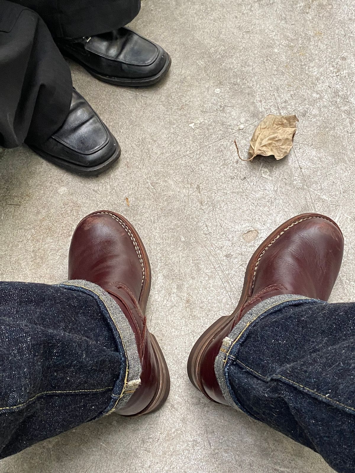 Photo by debusama on May 14, 2024 of the Wesco Boss Engineer Boot in Horween Burgundy Chromexcel.