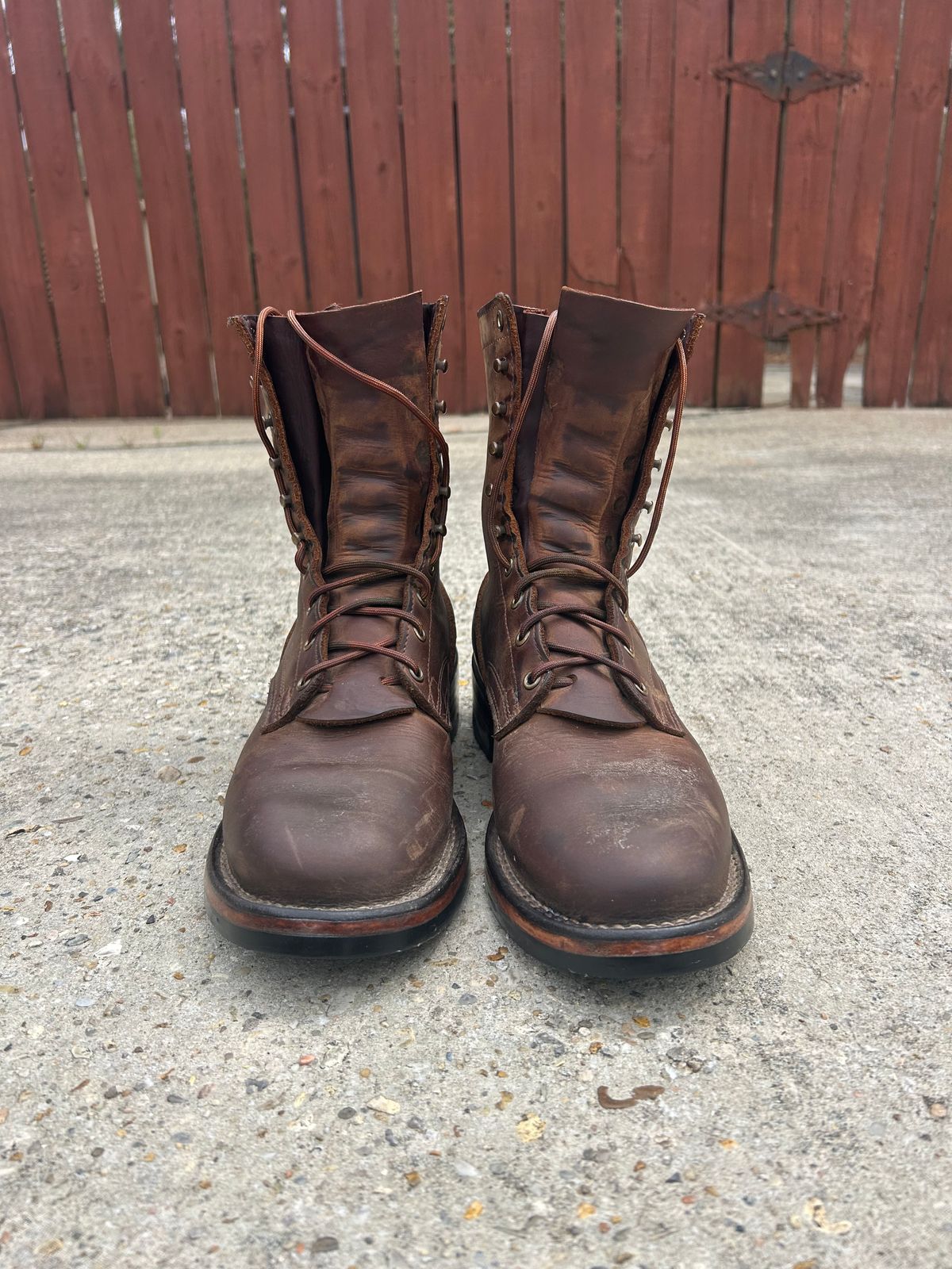 Photo by lost_doublestuffed on March 18, 2026 of the Nicks Officer in Seidel WeatherShield Brown.