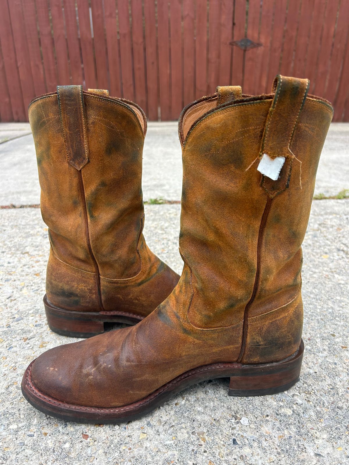 Photo by lost_doublestuffed on May 8, 2026 of the Rios of Mercedes Roper in C.F. Stead Wheatbuck Waxy Commander Suede.