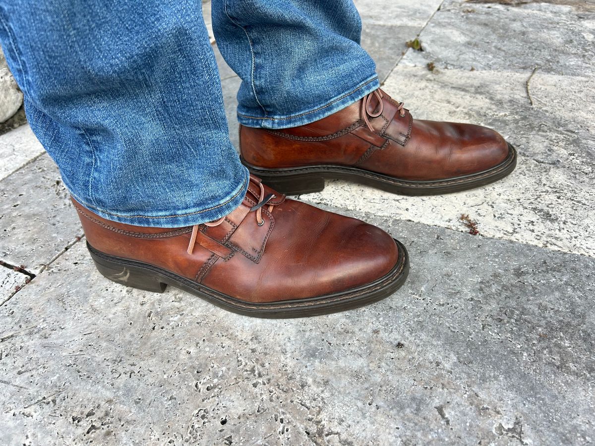 Photo by lost_doublestuffed on December 16, 2025 of the Johnston & Murphy Custom Model in Unknown Leather.