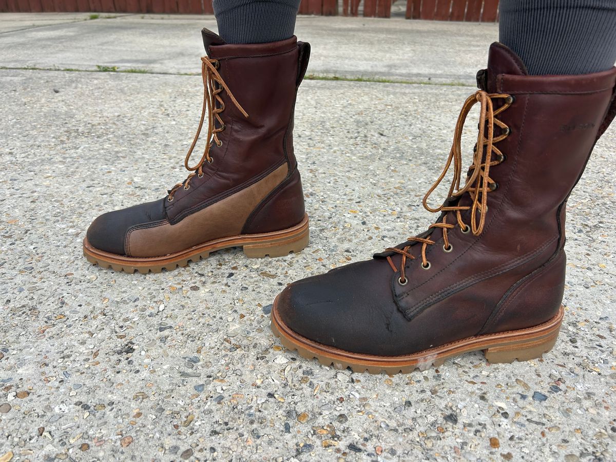 Photo by lost_doublestuffed on March 6, 2026 of the Filson Highlander in Filson & Horween Natural Chromexcel Strips.