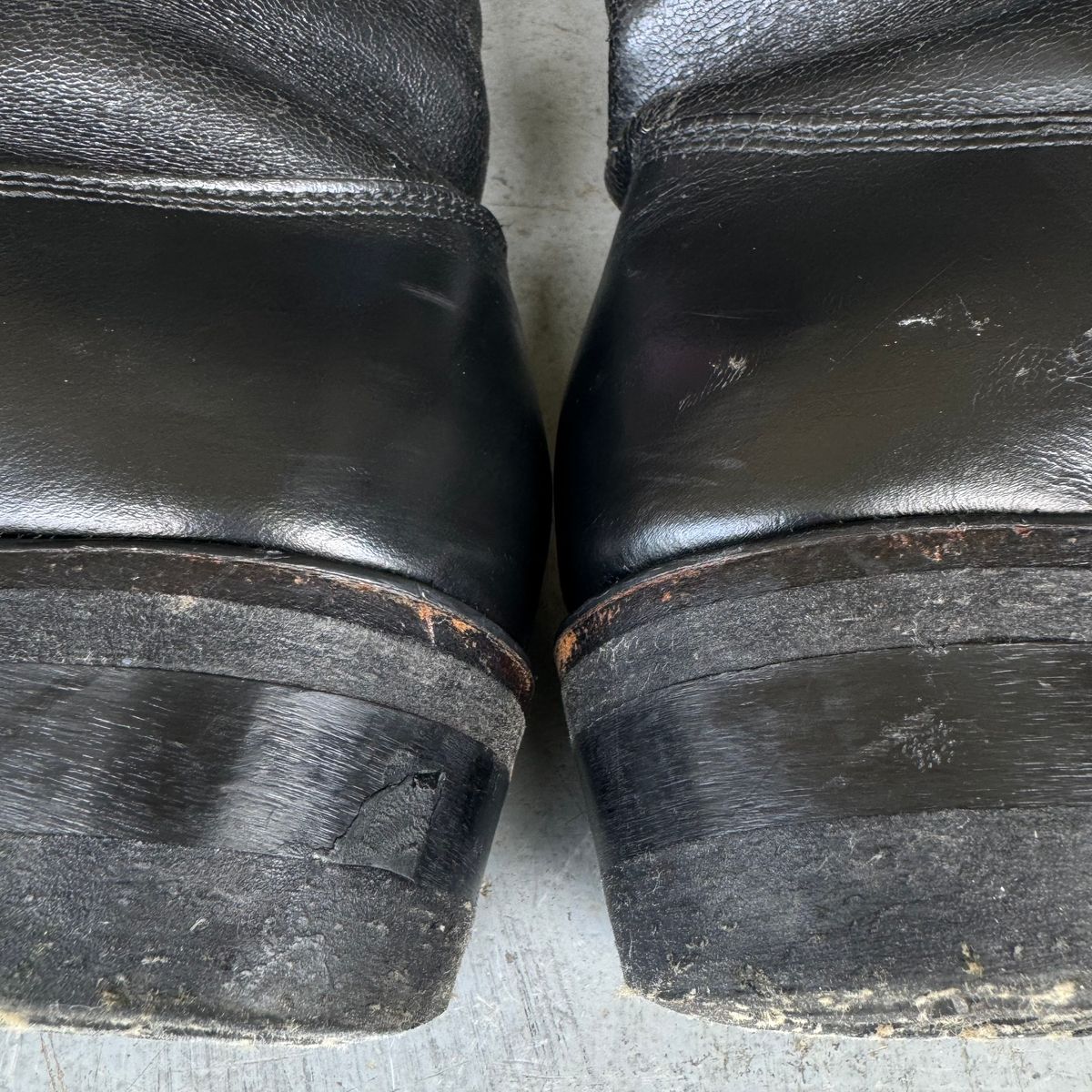 Photo by puhtrol on June 30, 2026 of the Dayton Boots Engineer Western Soft Toe in Black Chrome.