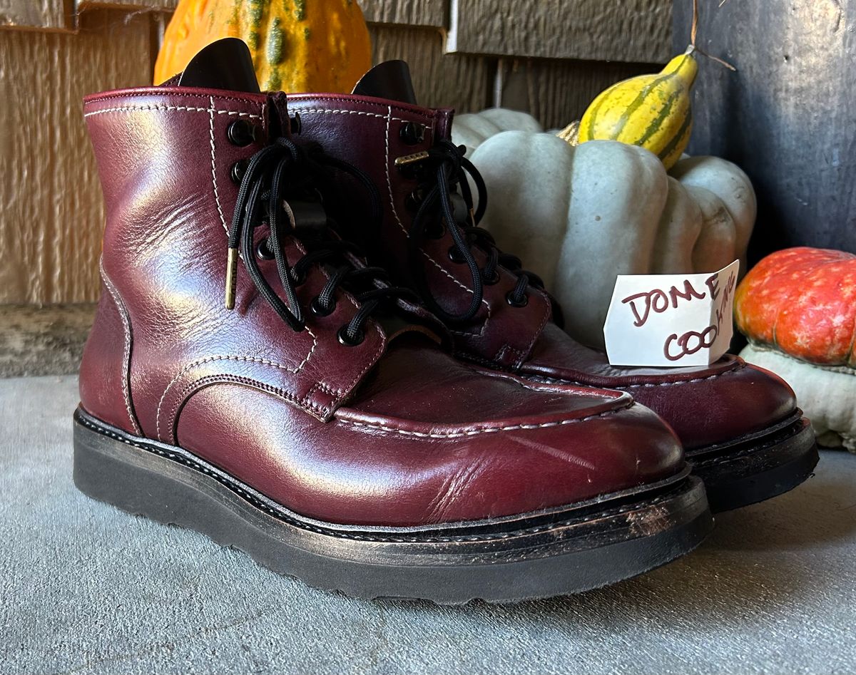 Photo by BB02 on November 1, 2025 of the Blkbrd Shoemaker Dallas in Horween Burgundy Chromexcel.