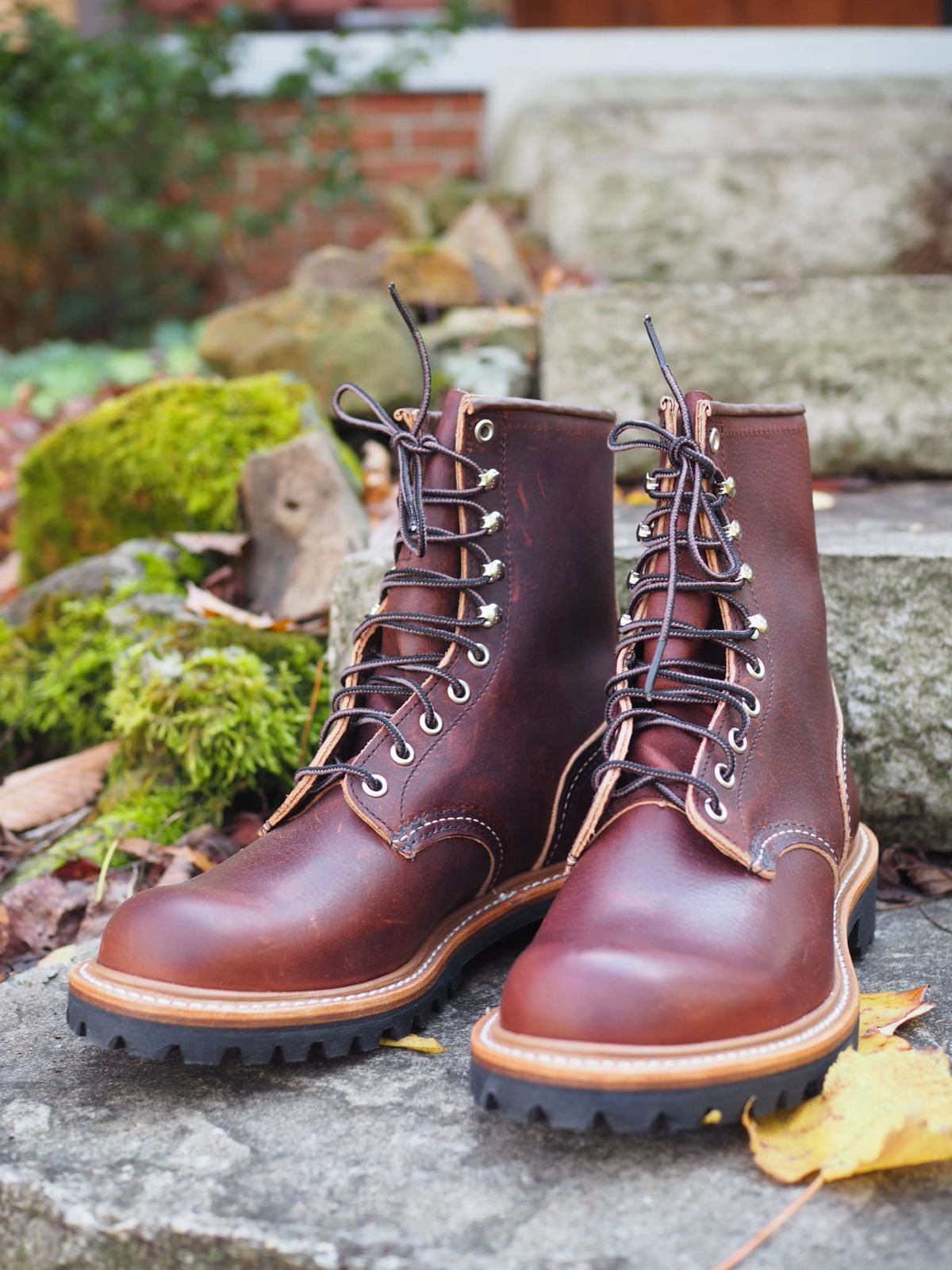 Photo by calvin96 on November 1, 2025 of the Red Wing Logger in S.B. Foot Briar Oil Slick.