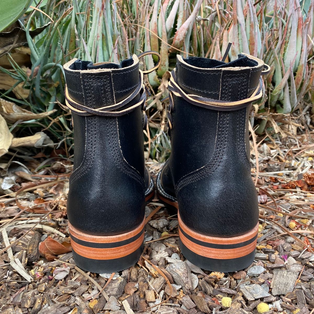 Photo by Maduro355 on November 2, 2024 of the Nicks MTO in Horween Black Waxed Flesh.