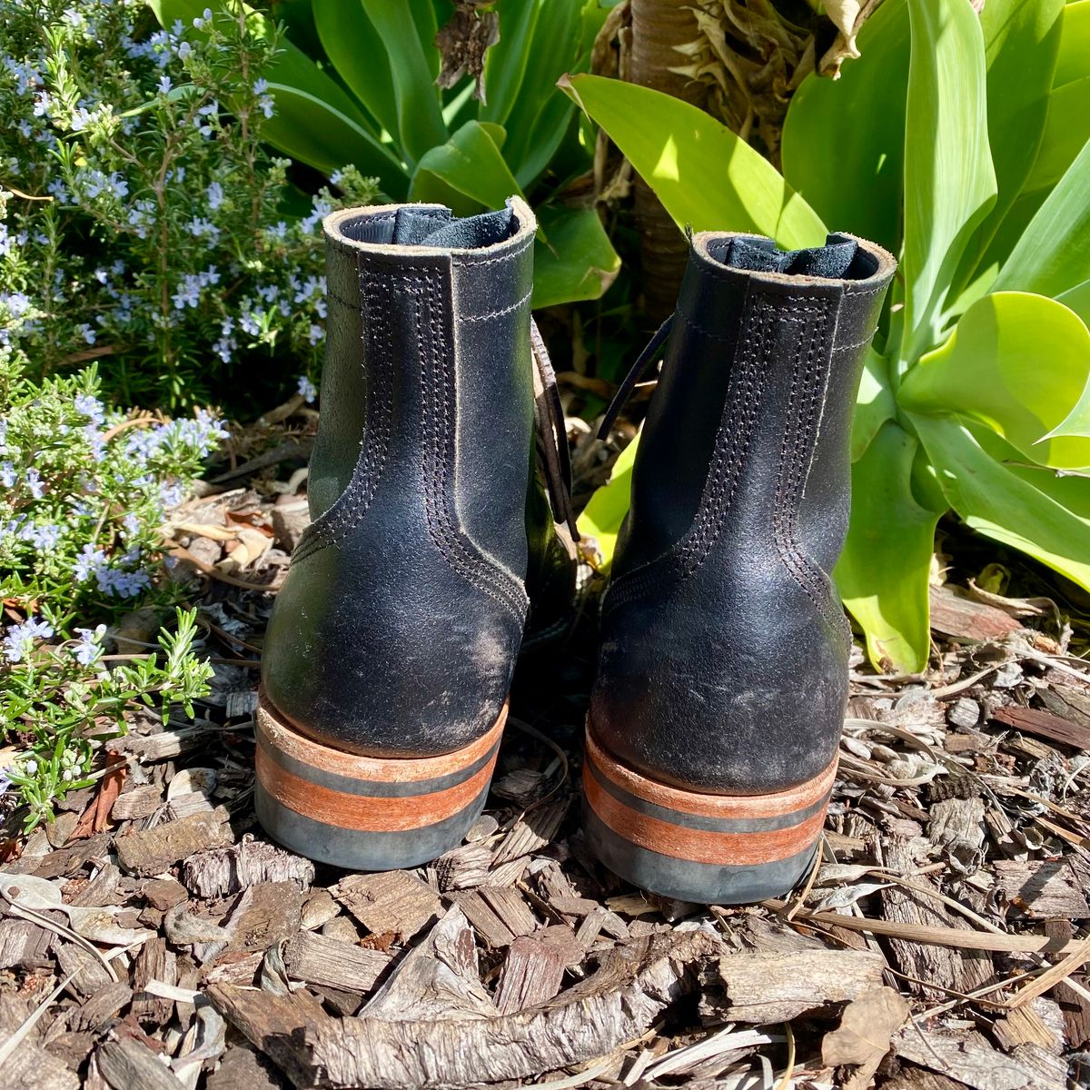 Photo by Maduro355 on March 2, 2025 of the Nicks MTO in Horween Black Waxed Flesh.