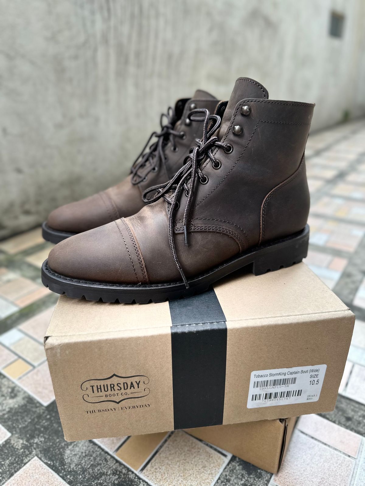 Photo by mtatierra on January 31, 2026 of the Thursday Captain in Tobacco Rugged & Resilient.