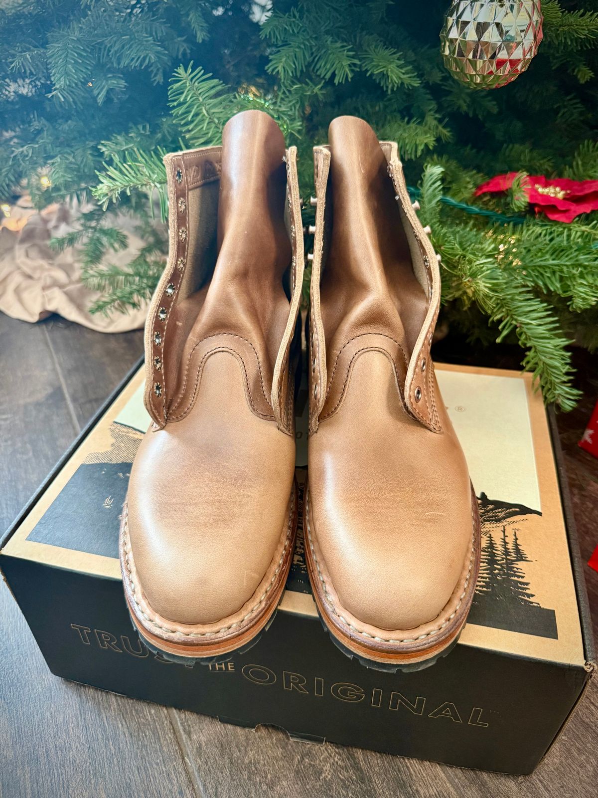 Photo by ER_Stitcher on December 25, 2025 of the White's MP-Sherman Plain Toe in Horween Natural Chromexcel.