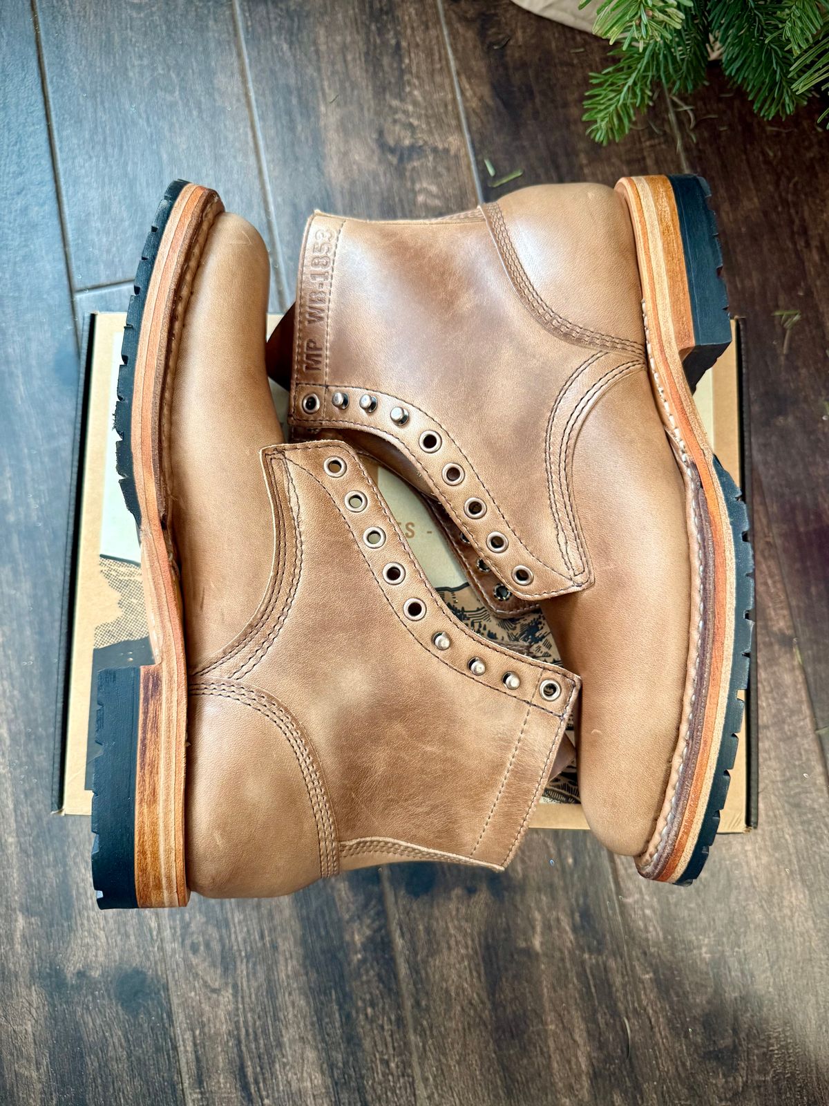 Photo by ER_Stitcher on December 25, 2025 of the White's MP-Sherman Plain Toe in Horween Natural Chromexcel.