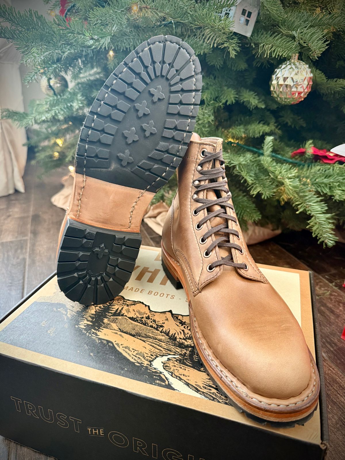Photo by ER_Stitcher on December 25, 2025 of the White's MP-Sherman Plain Toe in Horween Natural Chromexcel.