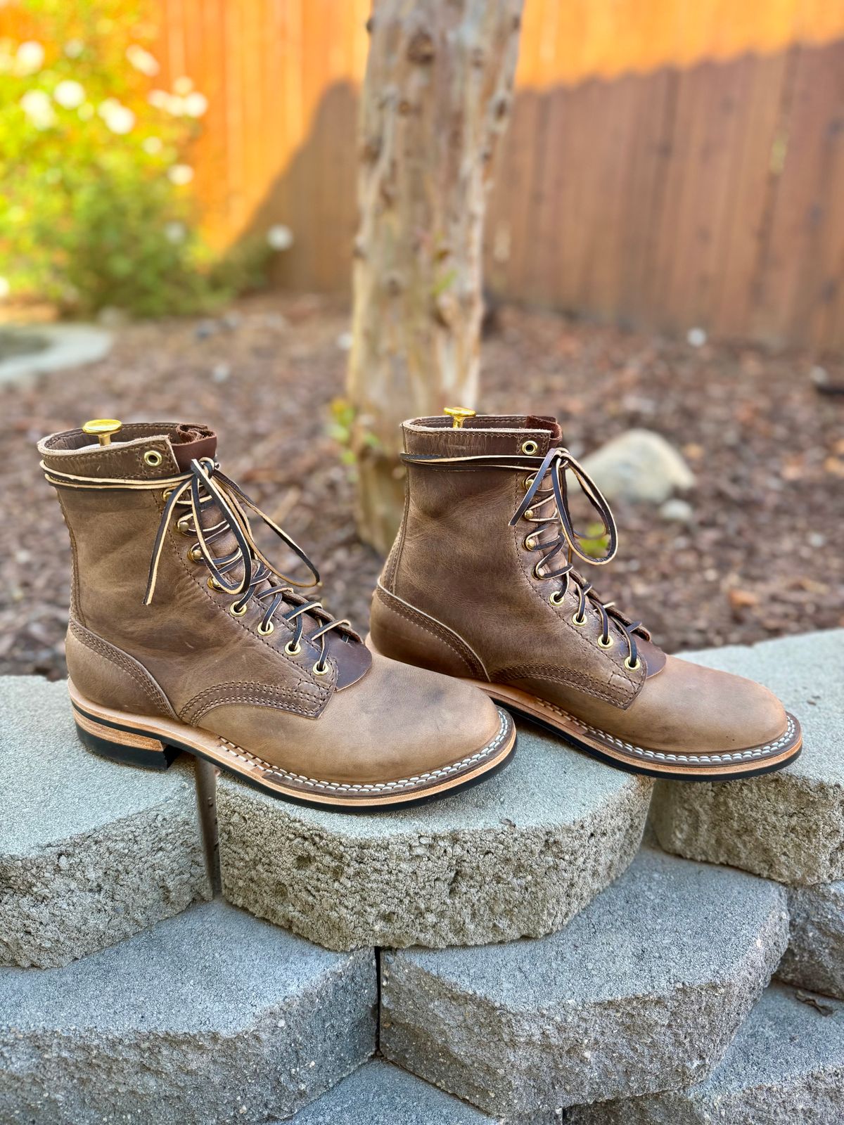 Photo by ER_Stitcher on November 1, 2025 of the Nicks MTO in Horween Natural Predator.