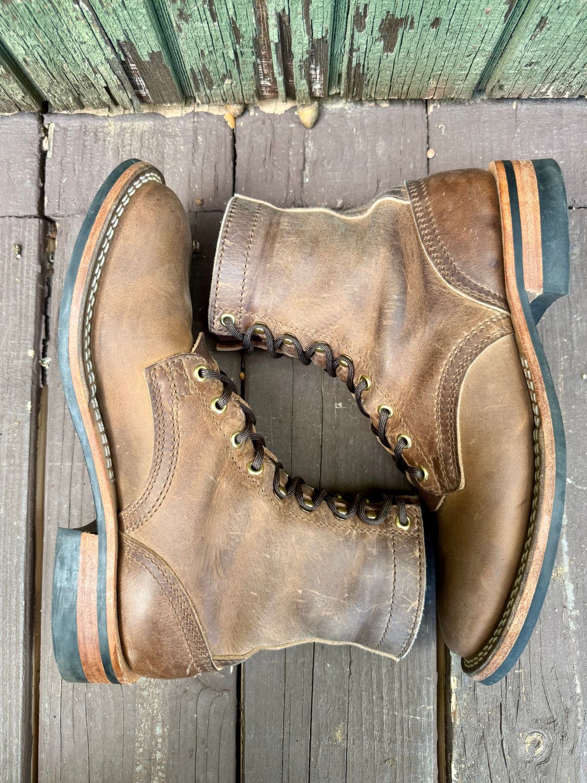 Photo by ER_Stitcher on December 2, 2025 of the Nicks MTO in Horween Natural Predator.