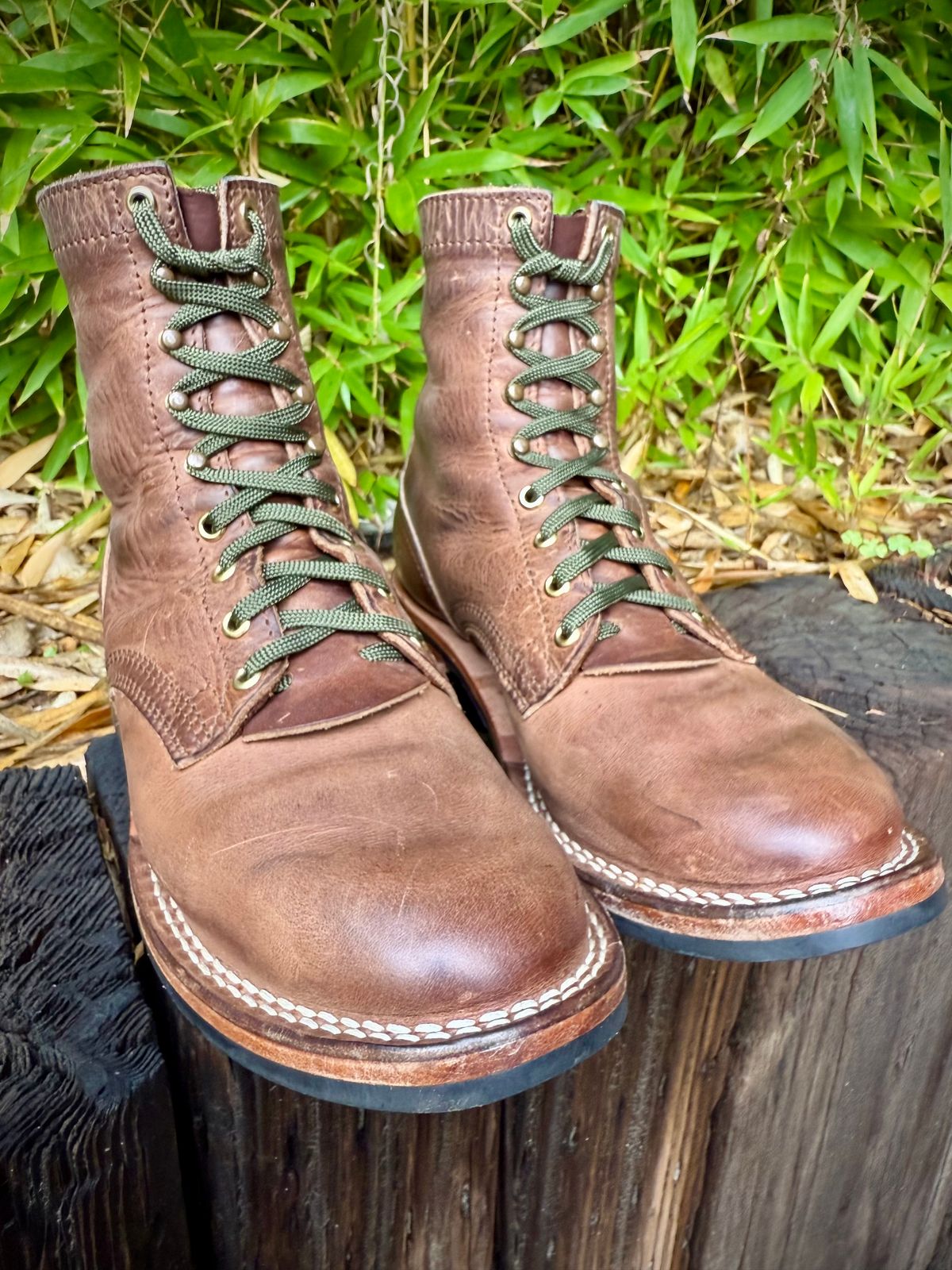 Photo by ER_Stitcher on January 2, 2026 of the Nicks MTO in Horween Natural Predator.