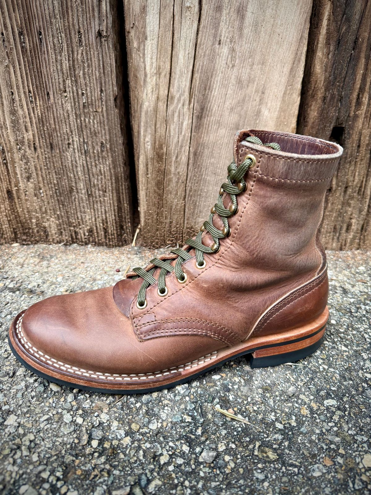 Photo by ER_Stitcher on January 3, 2026 of the Nicks MTO in Horween Natural Predator.