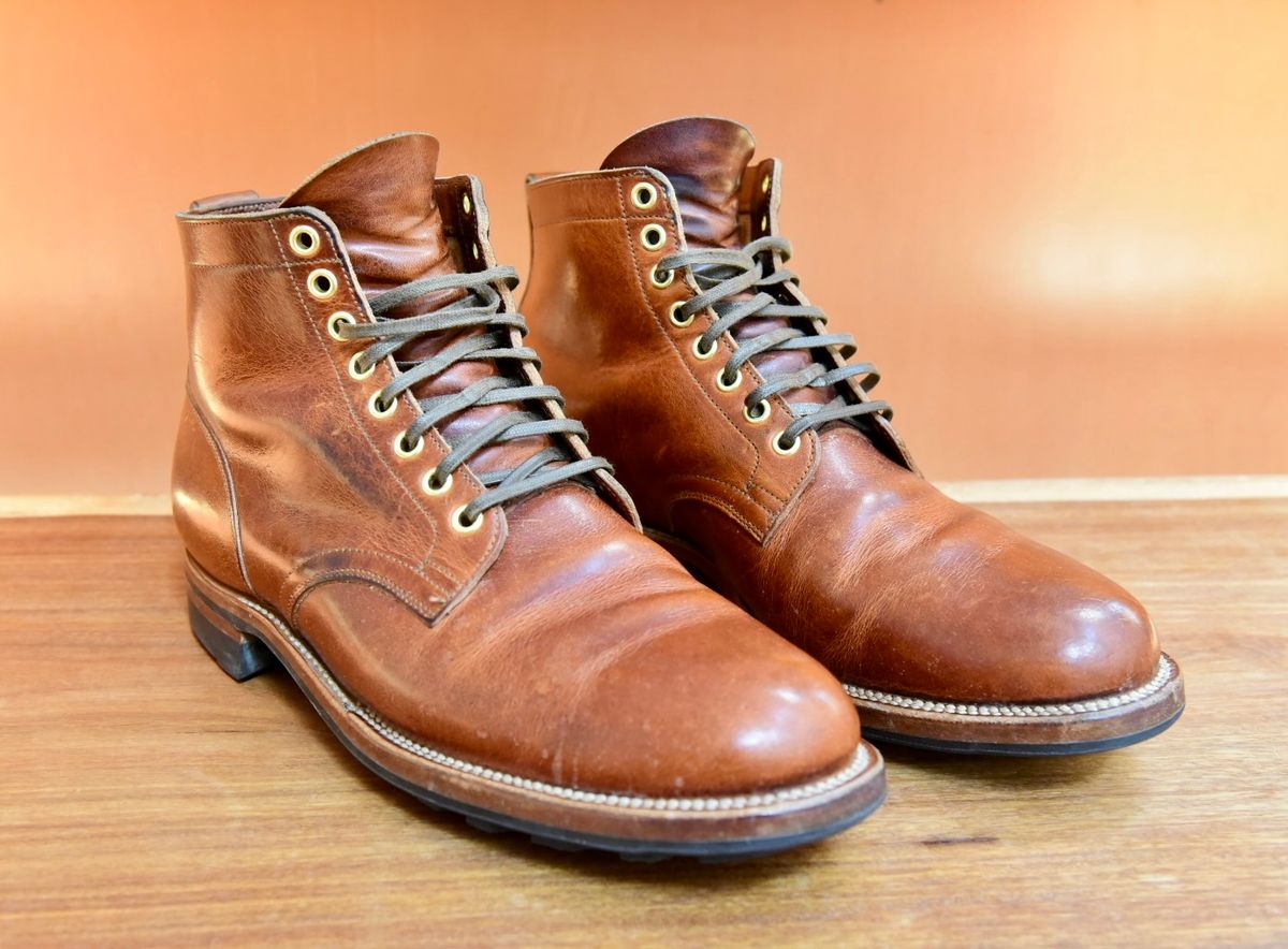Photo by broakes on May 26, 2025 of the Viberg Service Boot in Horween English Tan Cypress.