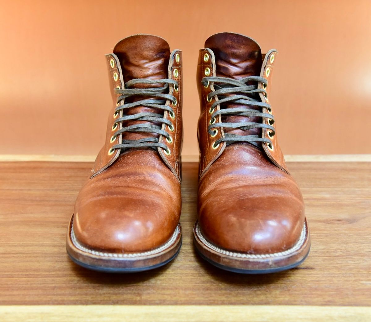 Photo by broakes on May 26, 2025 of the Viberg Service Boot in Horween English Tan Cypress.