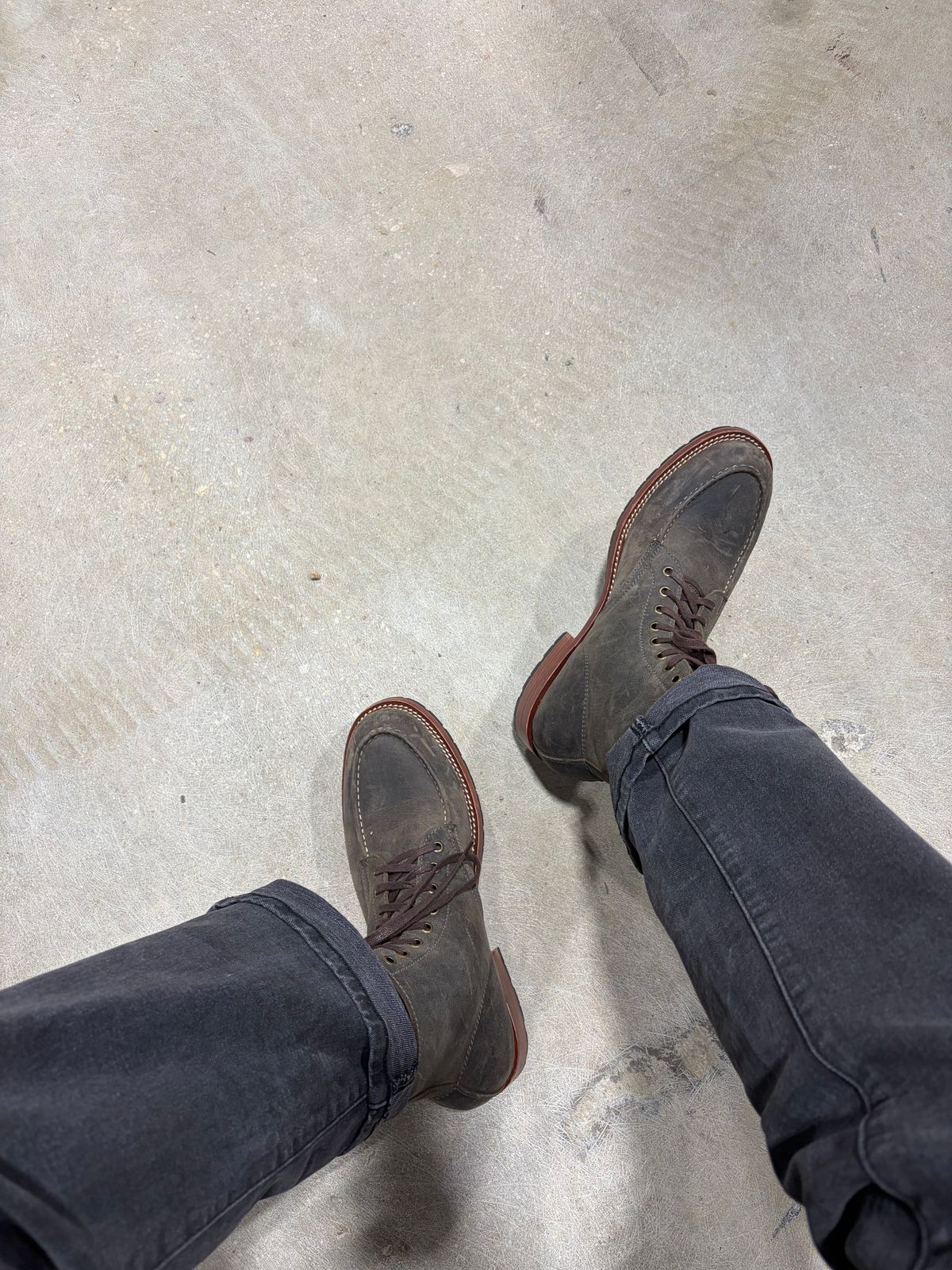 Photo by kdc on July 1, 2026 of the Caswell Boot Company Danville in Gallun Charcoal Teton Stag.