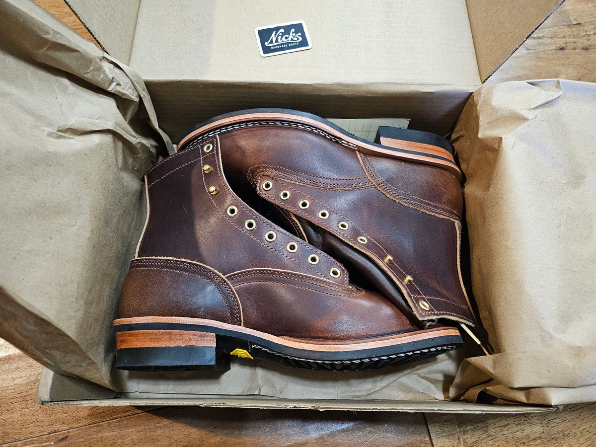 Photo by Dreadnaught on March 21, 2024 of the Nicks Lace to Toe Heritage in Italian Brown Cypress.