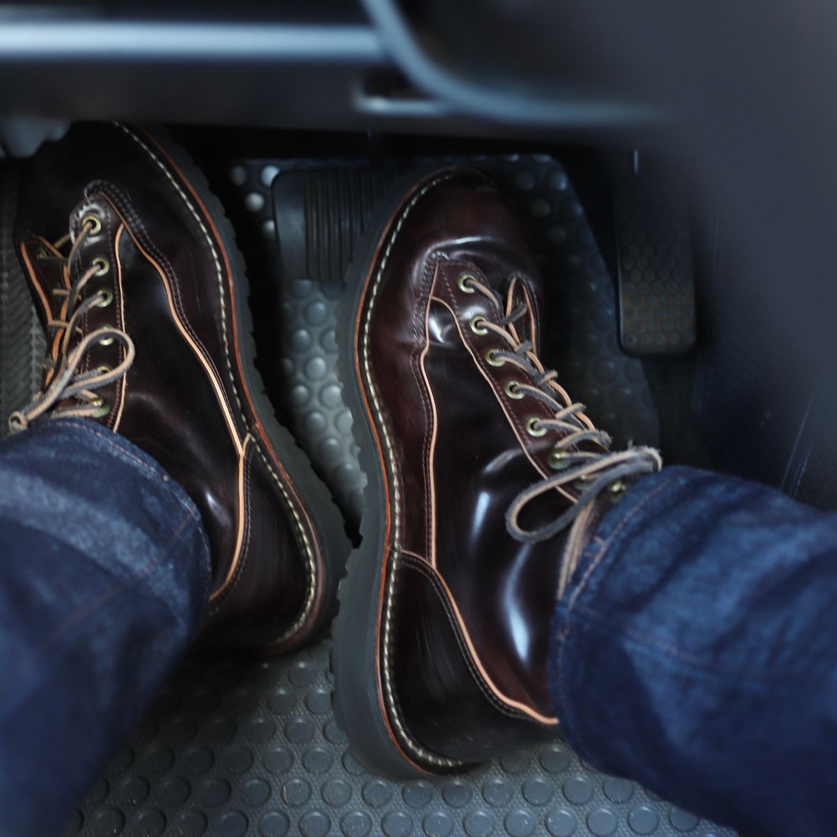 Photo by willygil on October 13, 2025 of the Danner Light in Horween Color 8 Shell Cordovan.