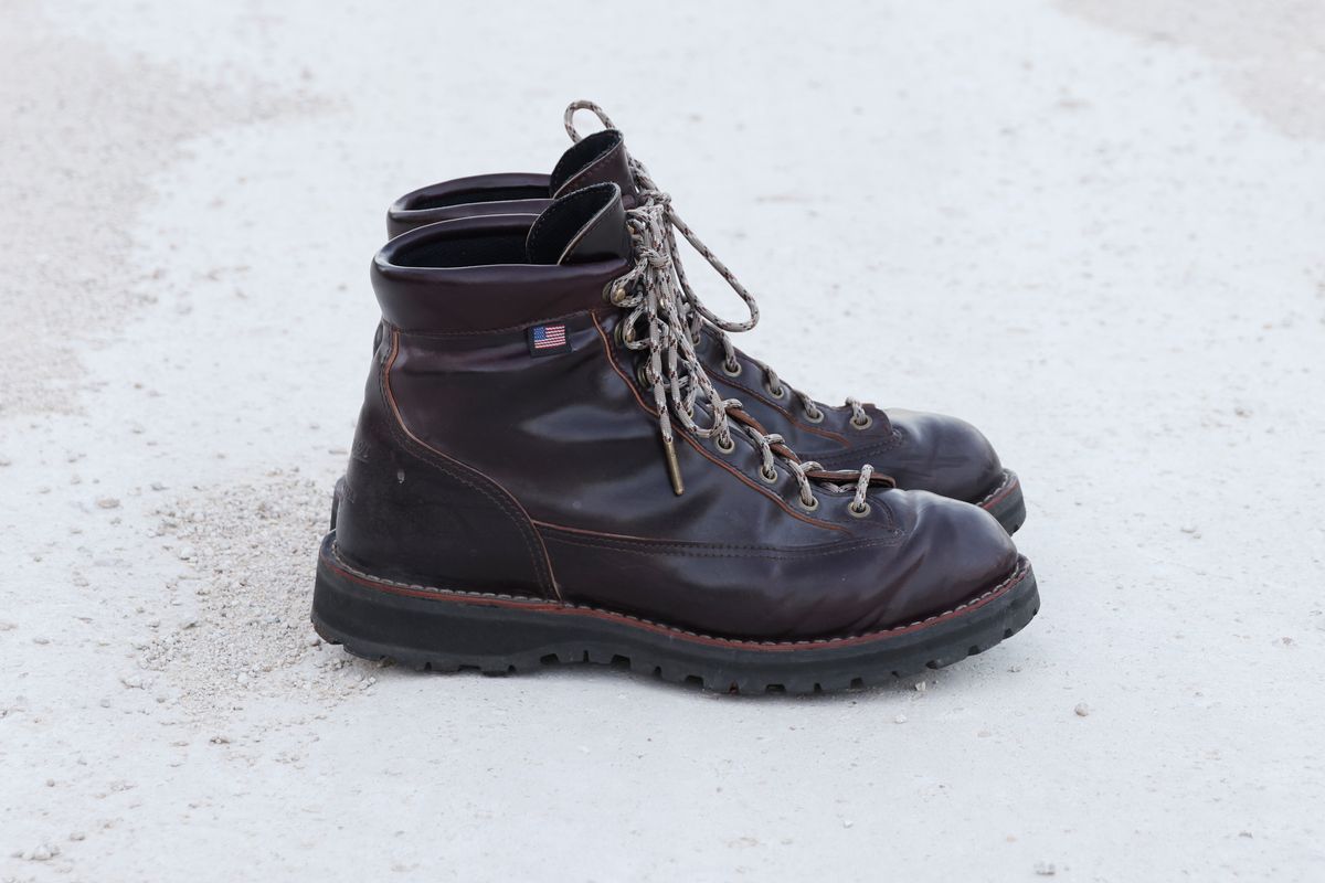 Photo by willygil on February 1, 2026 of the Danner Light in Horween Color 8 Shell Cordovan.