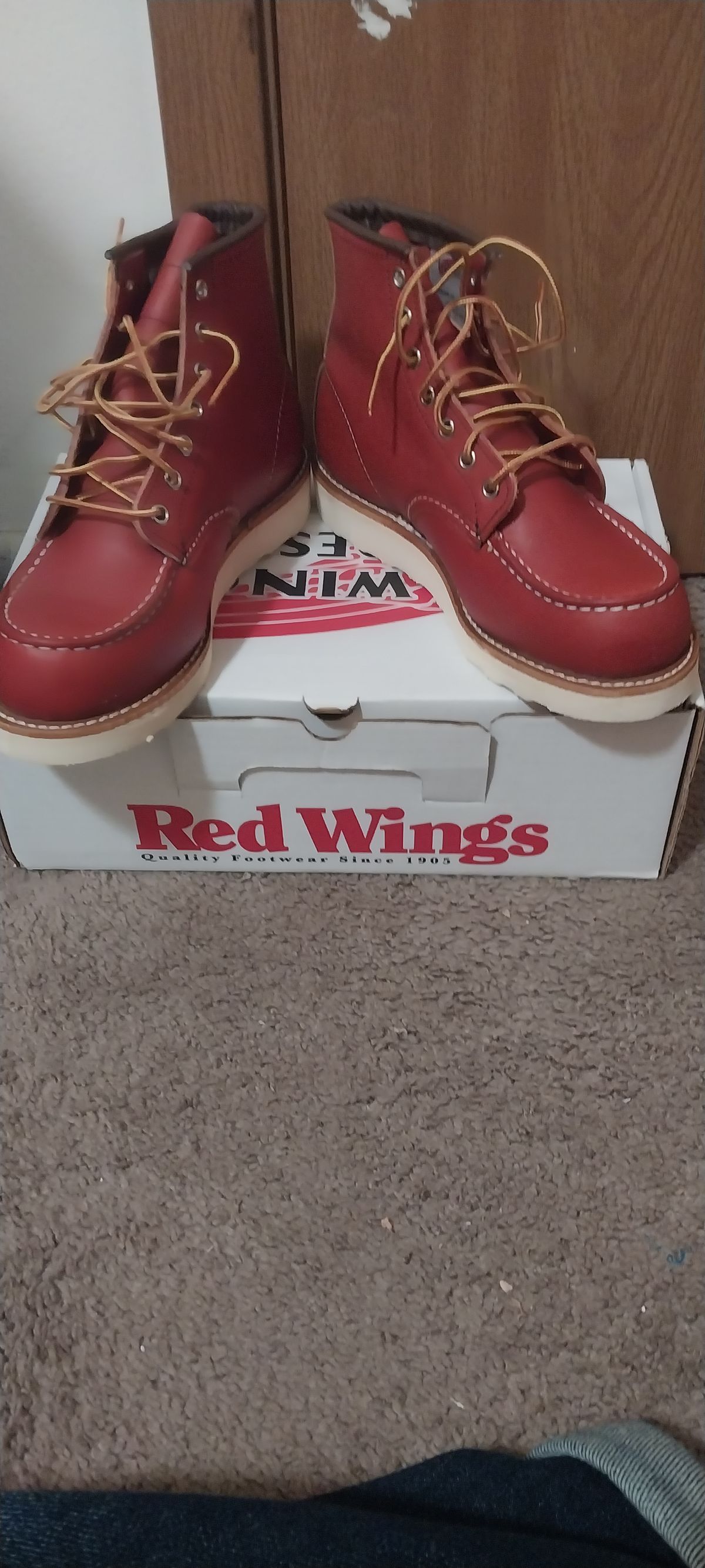 Photo by sagejca on October 7, 2025 of the Red Wing Sport Boots in S.B. Foot Oro-Russet Portage.