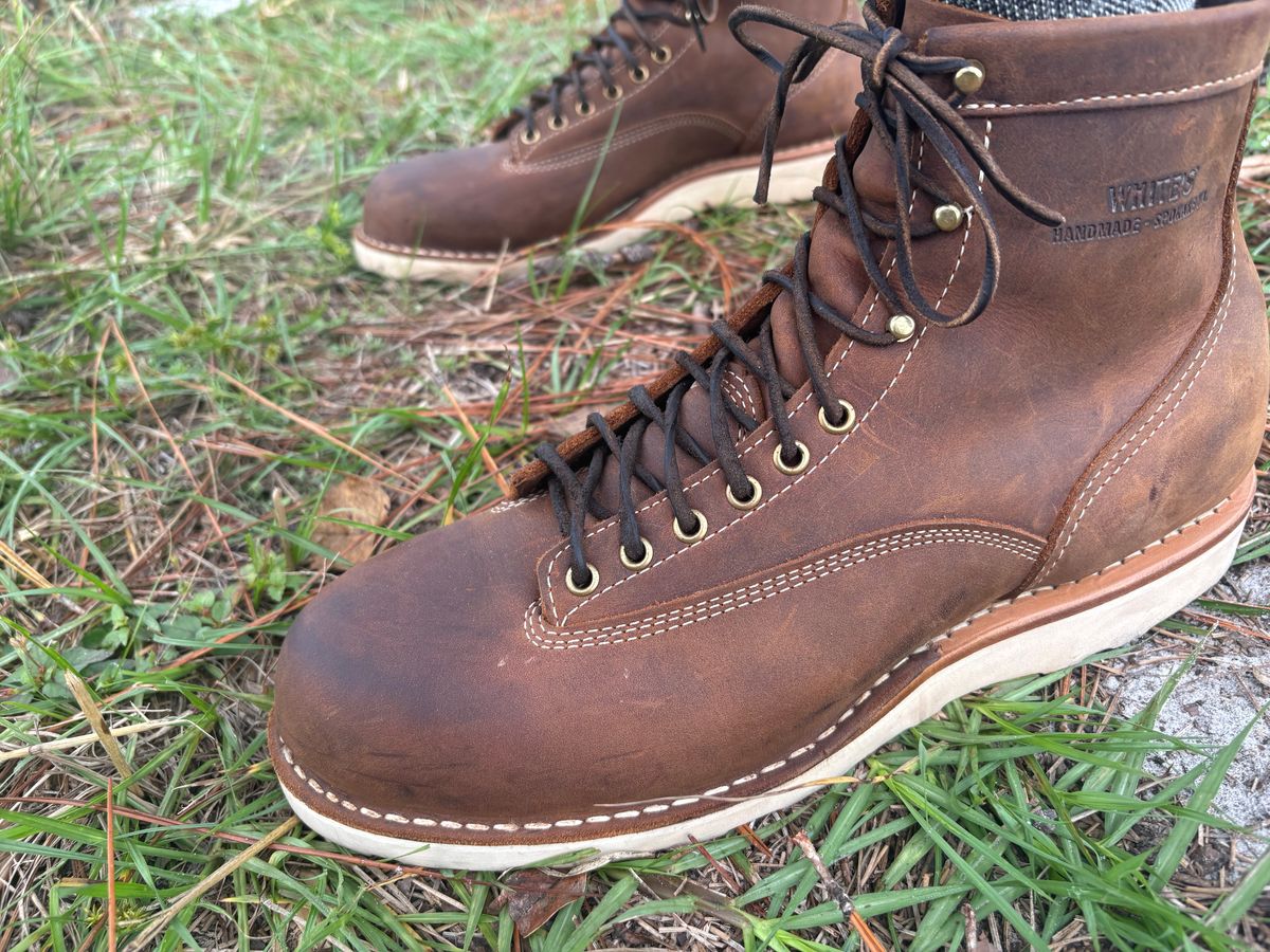 Photo by MuttBarker on October 5, 2025 of the White's Foreman Lace to Toe in Brown Distress.