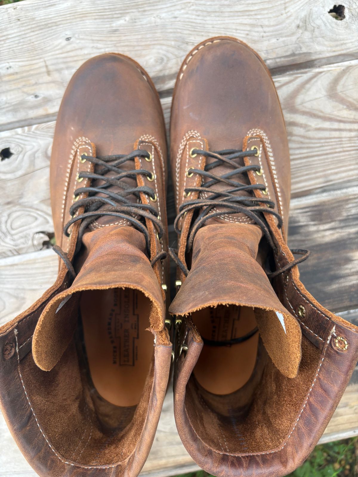 Photo by MuttBarker on October 5, 2025 of the White's Foreman Lace to Toe in Brown Distress.
