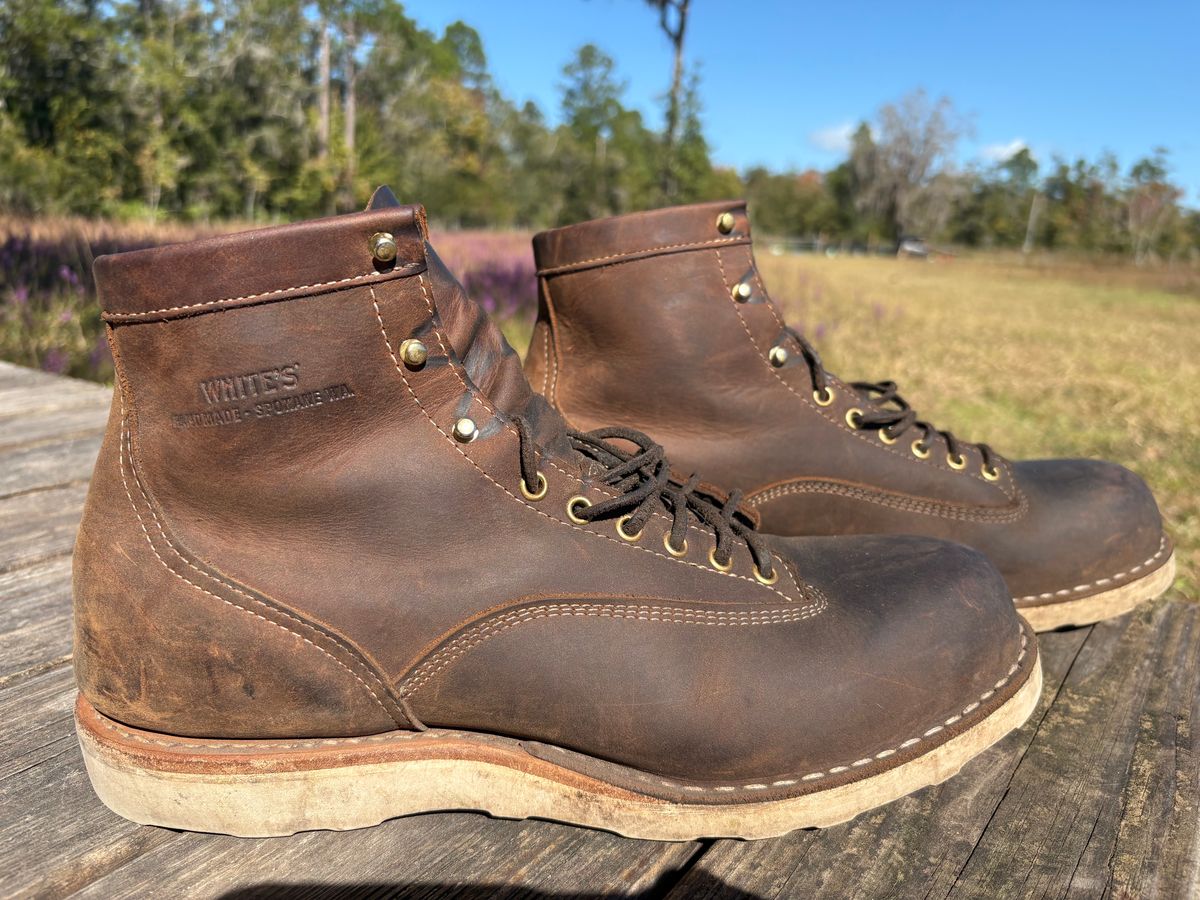 Photo by MuttBarker on November 5, 2025 of the White's Foreman Lace to Toe in Brown Distress.