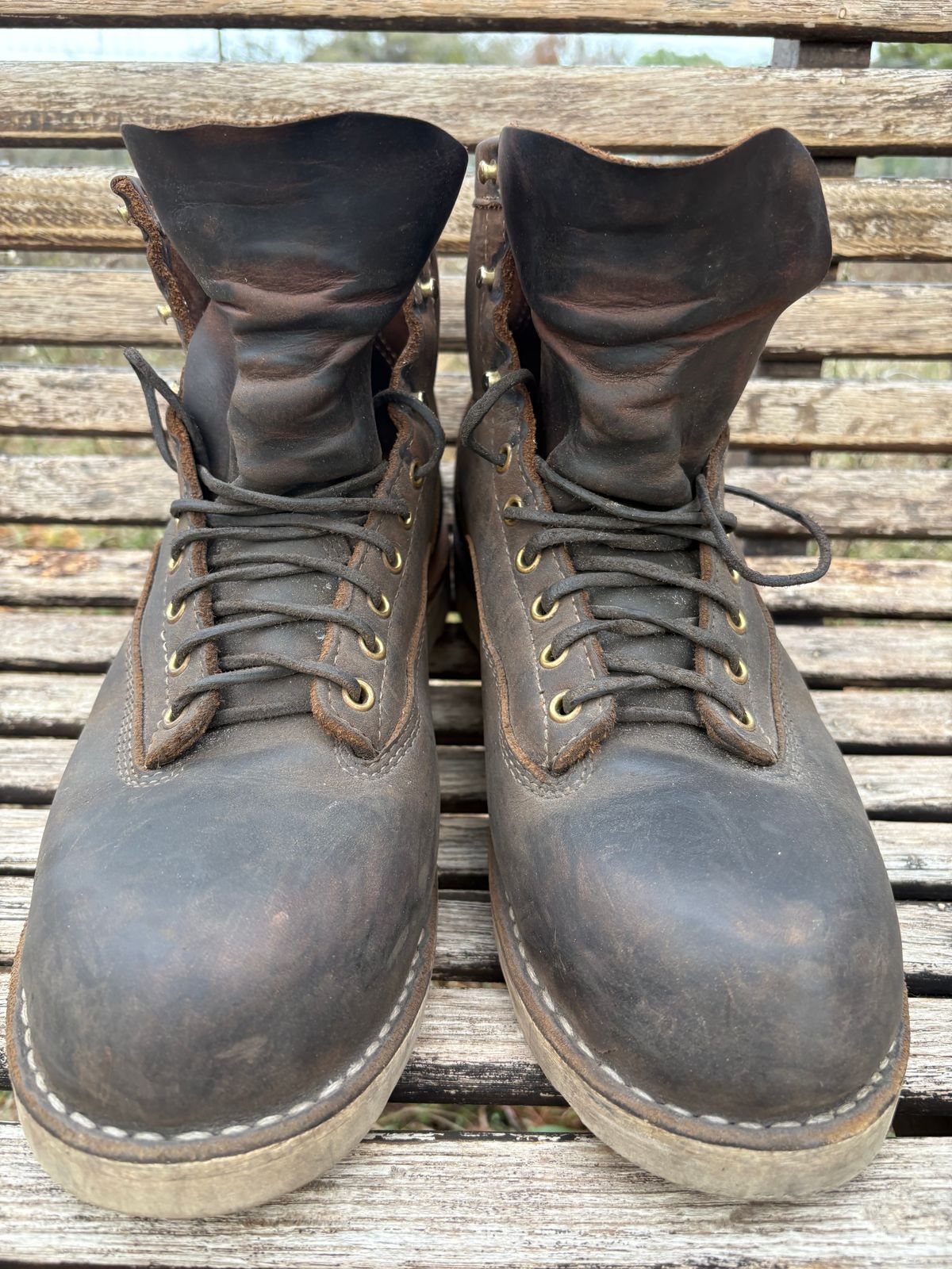 Photo by MuttBarker on January 4, 2026 of the White's Foreman Lace to Toe in Brown Distress.