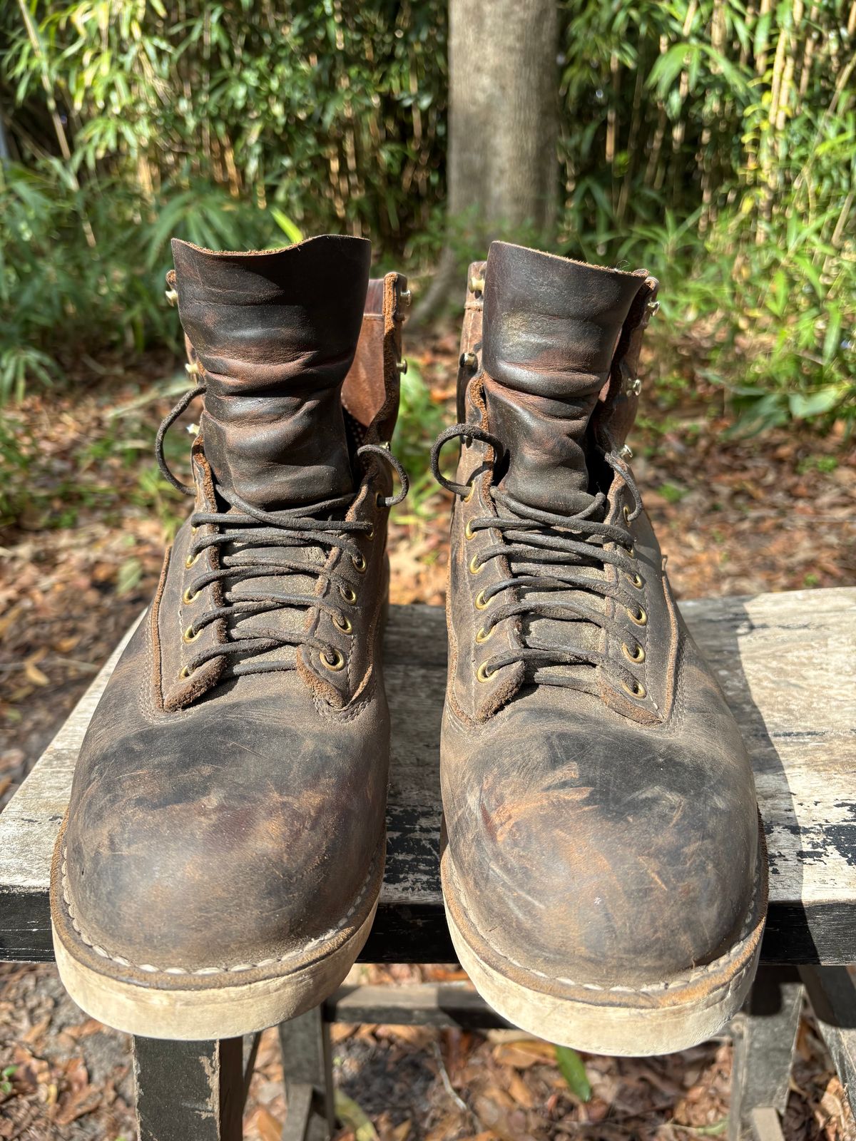 Photo by MuttBarker on February 5, 2026 of the White's Foreman Lace to Toe in Brown Distress.