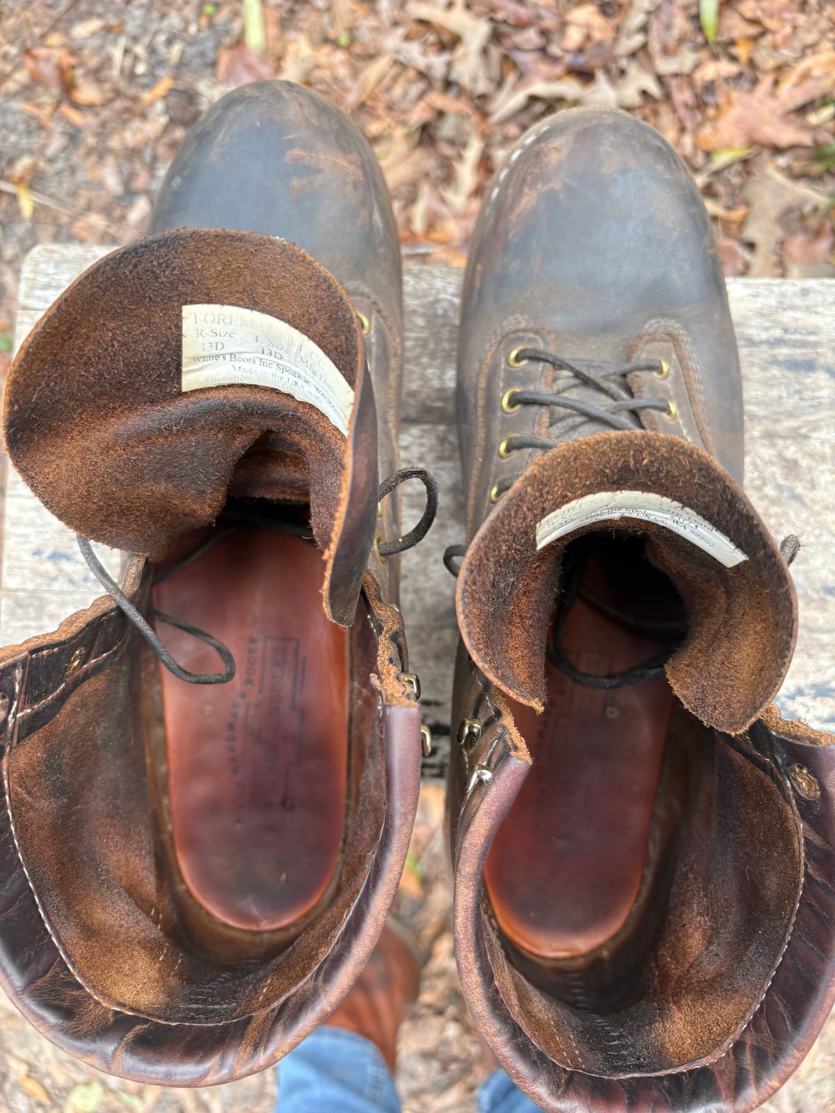 Photo by MuttBarker on February 5, 2026 of the White's Foreman Lace to Toe in Brown Distress.