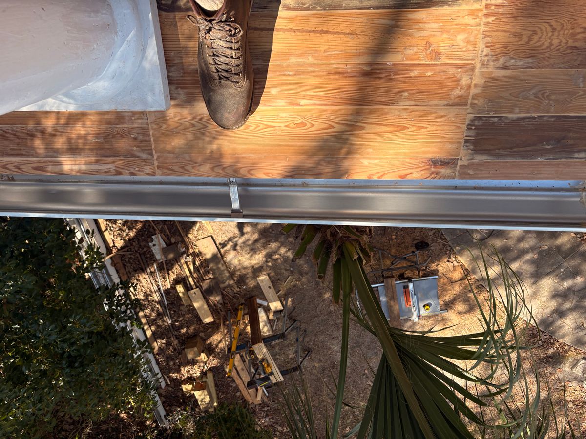 Photo by MuttBarker on March 4, 2026 of the White's Foreman Lace to Toe in Brown Distress.