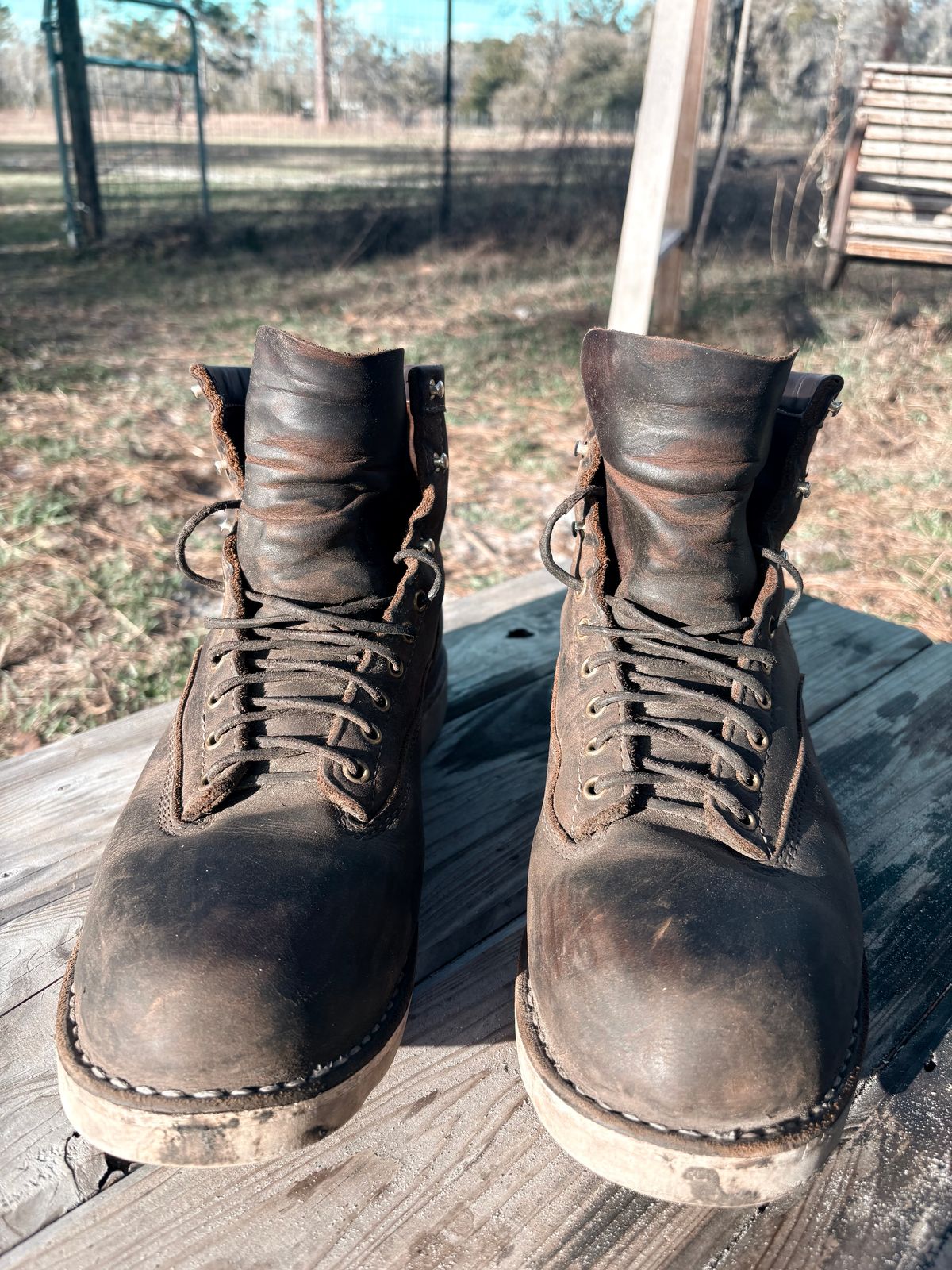 Photo by MuttBarker on March 4, 2026 of the White's Foreman Lace to Toe in Brown Distress.