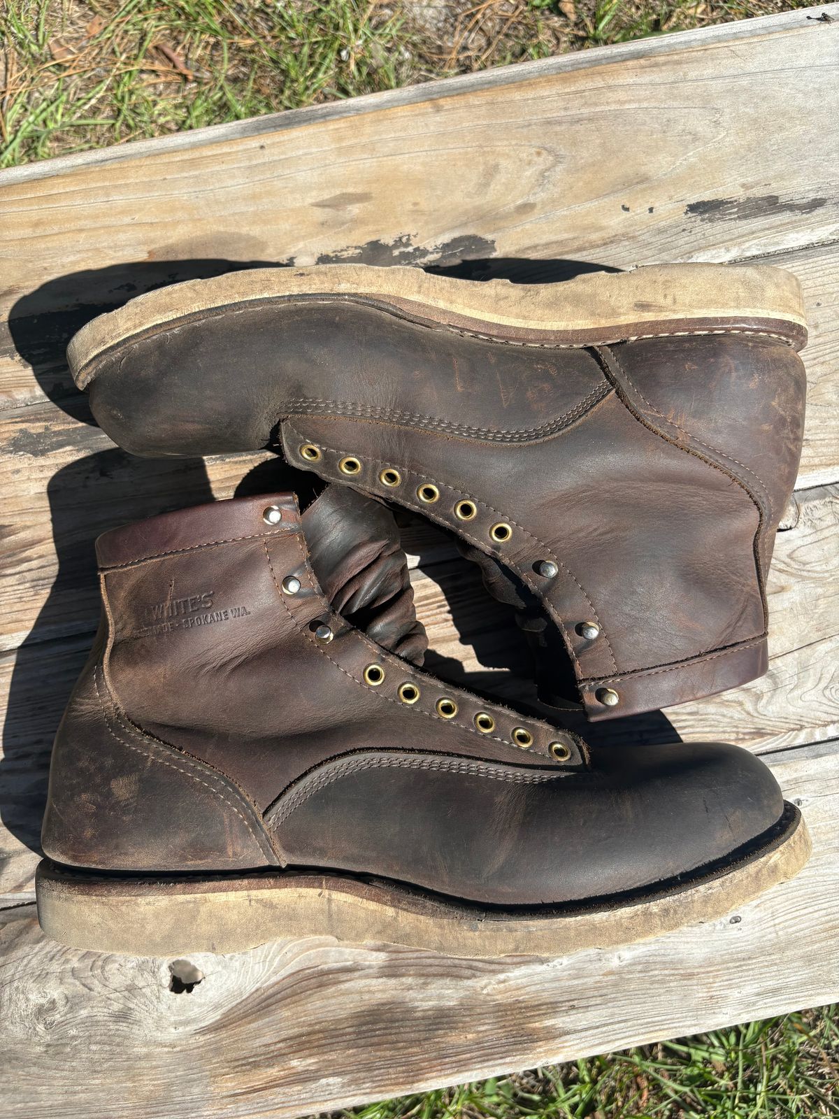 Photo by MuttBarker on April 4, 2026 of the White's Foreman Lace to Toe in Brown Distress.
