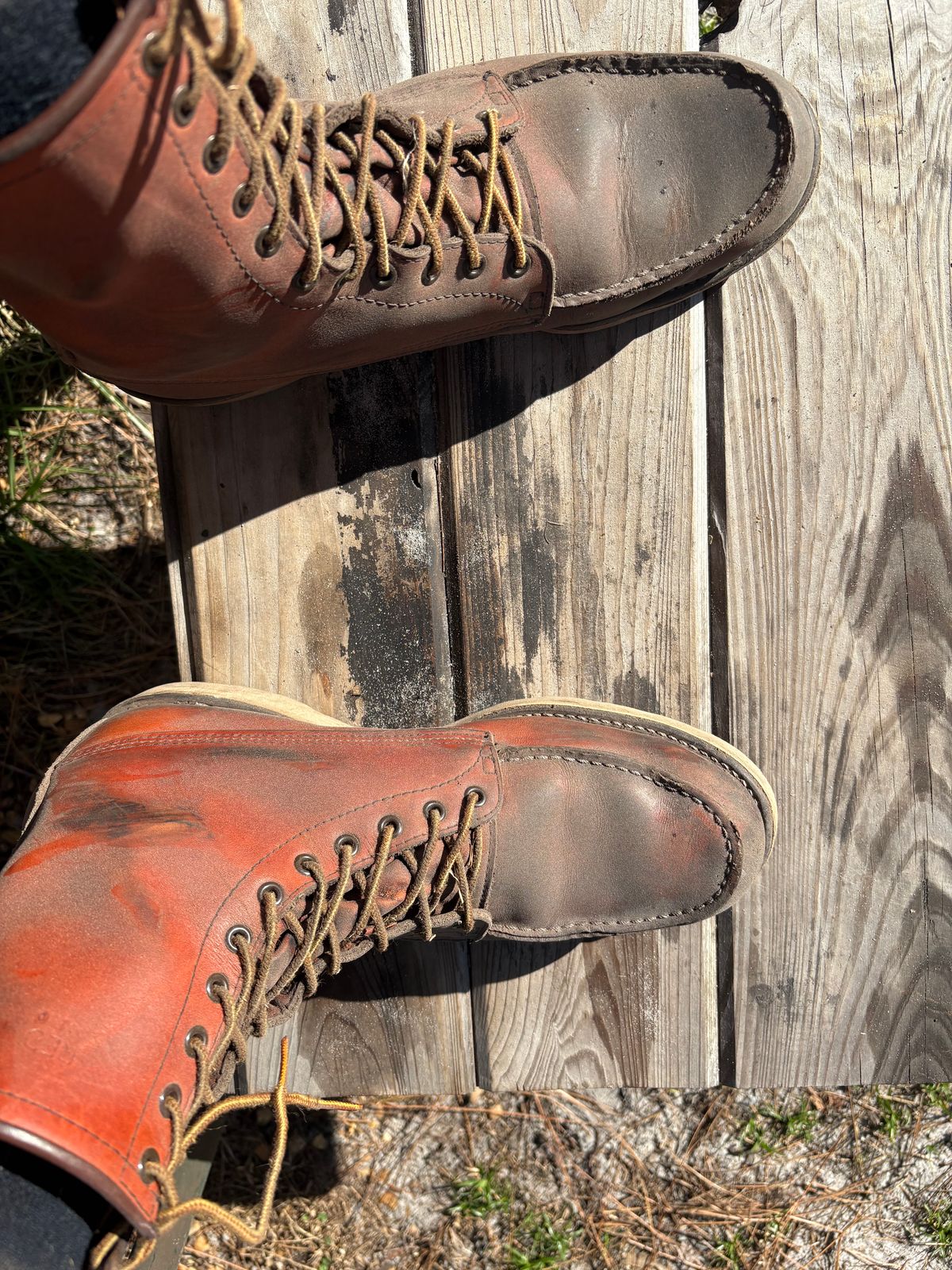 Photo by MuttBarker on March 1, 2026 of the Red Wing Irish Setter Sport Boot 877 in S.B. Foot Oro-Russet Abilene.