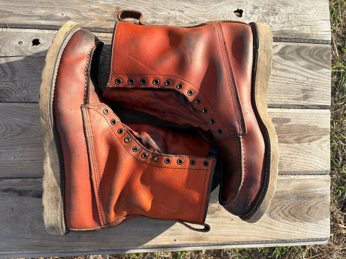 Photo by MuttBarker on March 4, 2026 of the Red Wing Irish Setter Sport Boot 877 in S.B. Foot Oro-Russet Abilene.