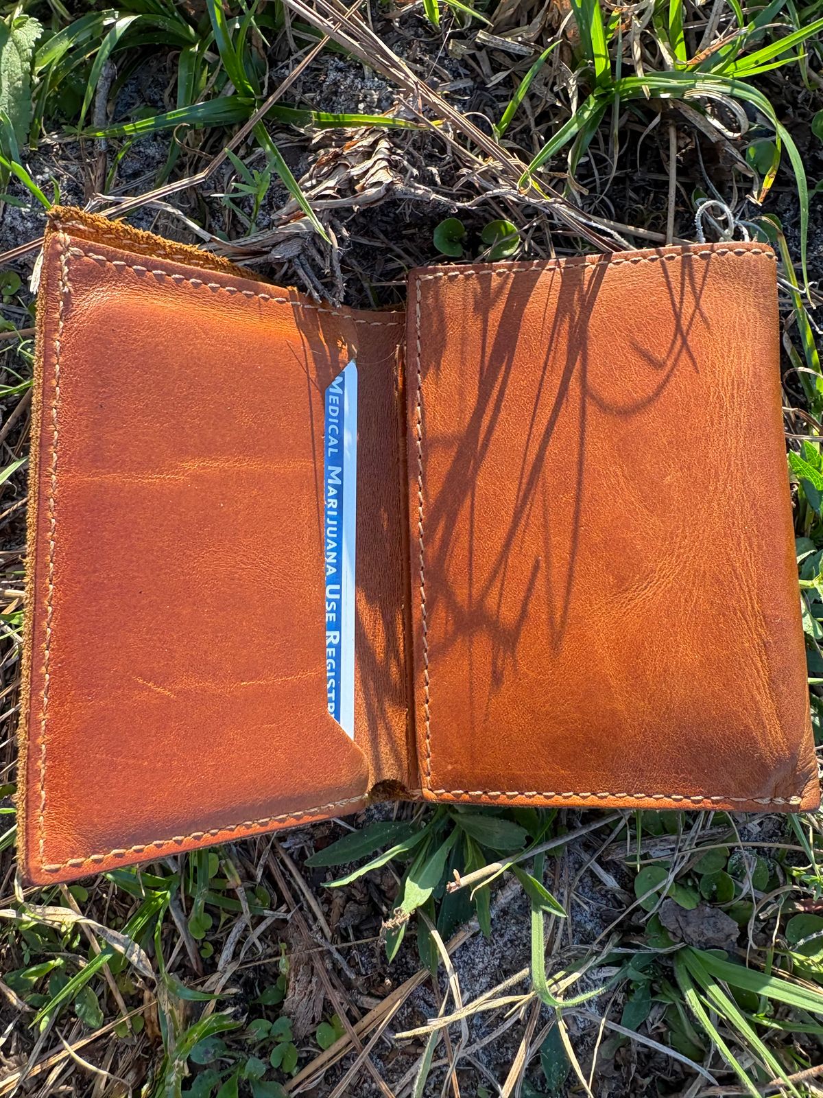 Photo by MuttBarker on March 5, 2026 of the Rodos Leather Crafts Camel Full Grain Leather Trifold Wallet in Tochigi Oil Vachetta #1 Light Brown.
