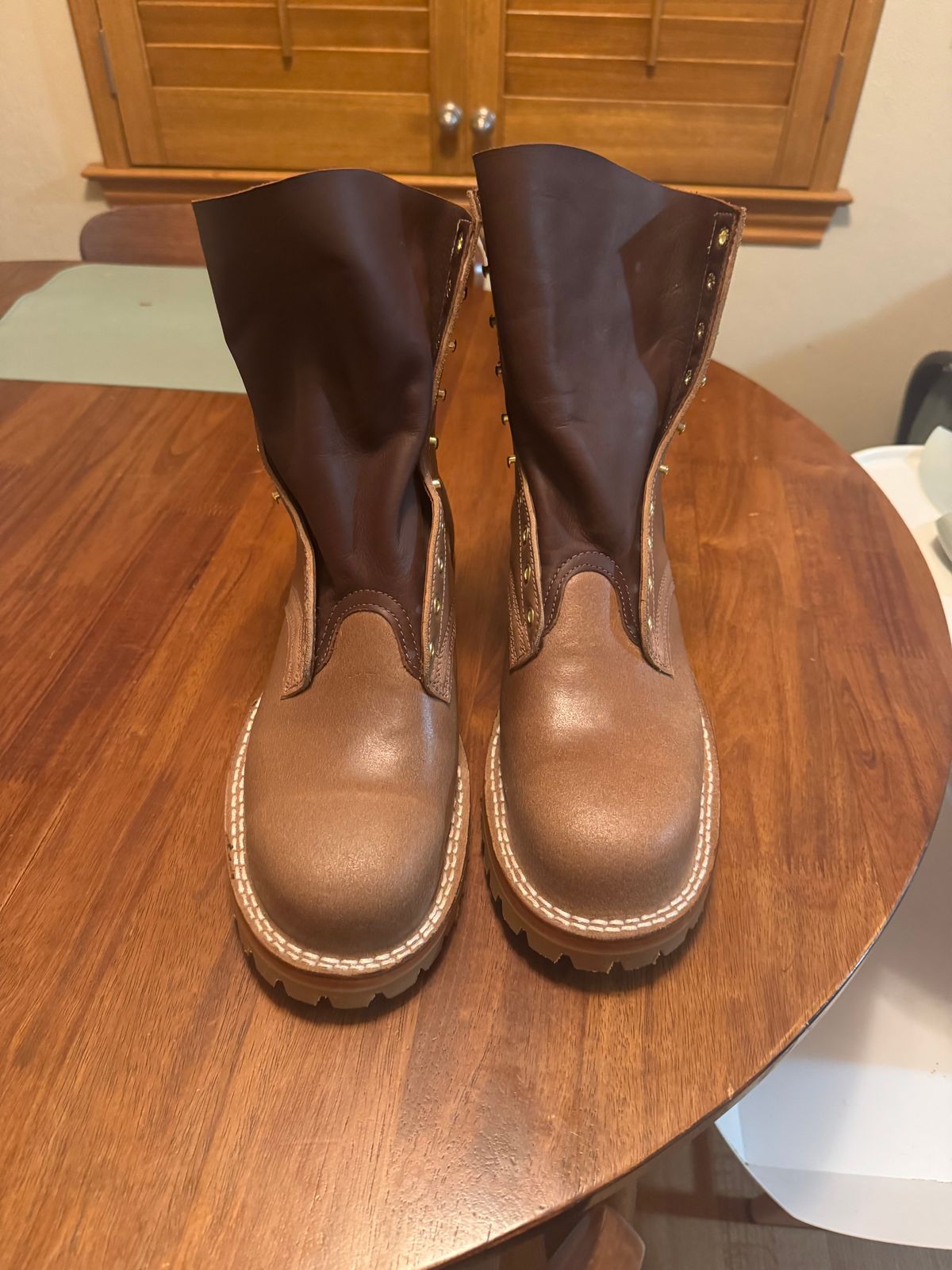 Photo by Babyd69 on September 27, 2025 of the Frank's Boots Ground Pounder in Horween Natural Waxed Flesh.